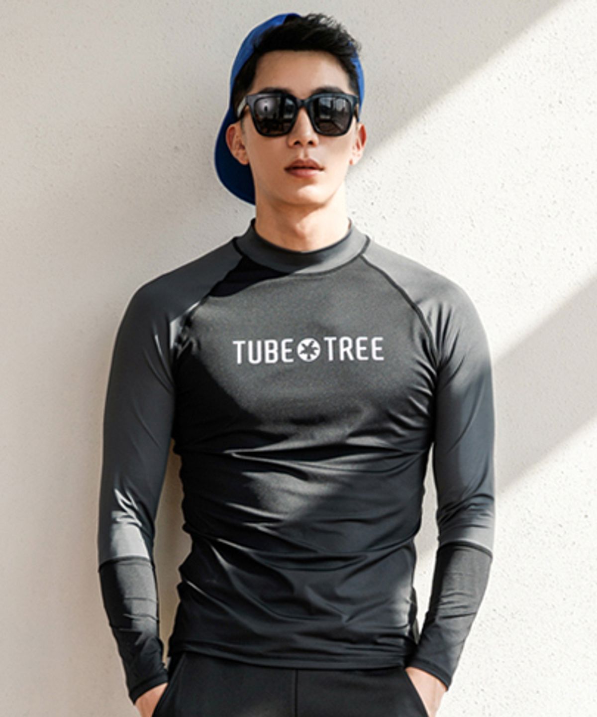 튜브트리(TUBE TREE) 남성용 슬림핏 배색 래쉬가드 A217 블랙