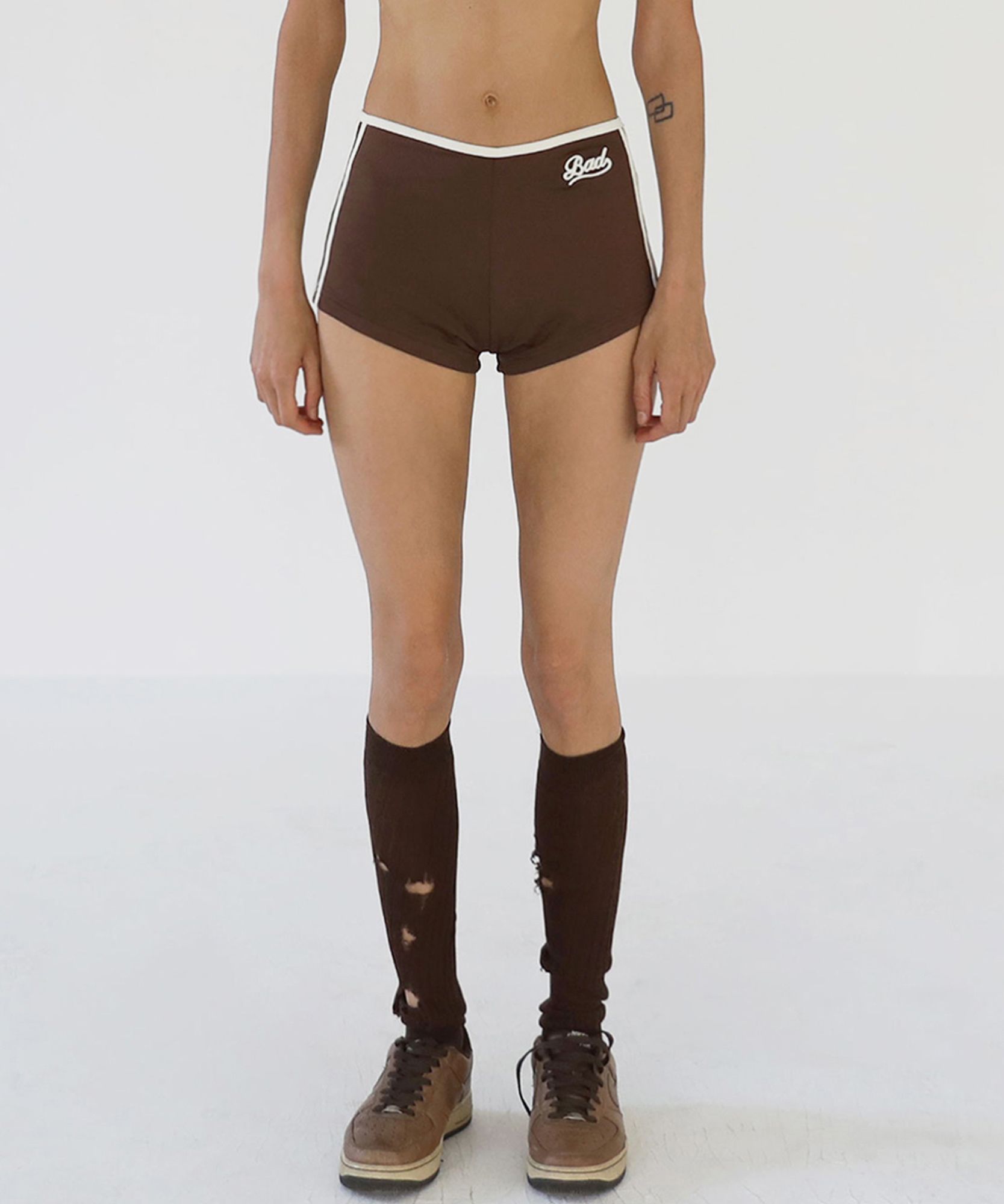 BADBLOOD マイクロショートパンツ MUSINSA MUSINSA | BADBLOOD Wendy Micro Shorts - Red