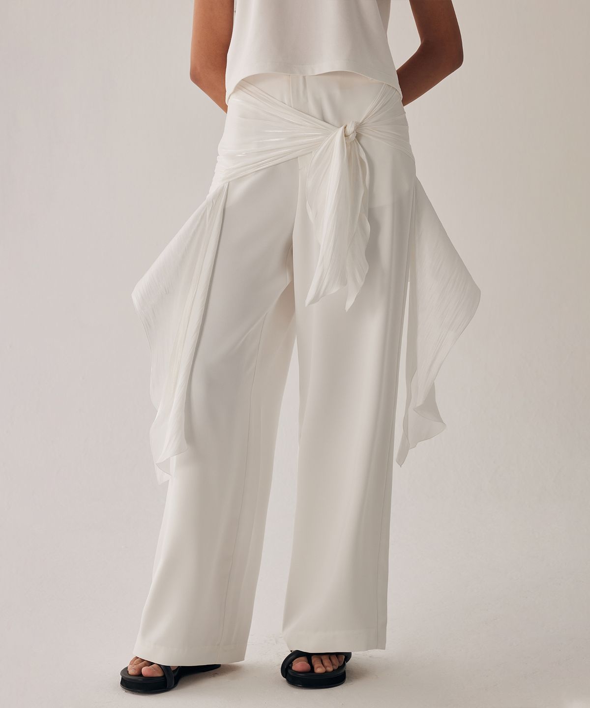트리밍버드(TREEMINGBIRD) Scarf Wrapped Pants [ White ]