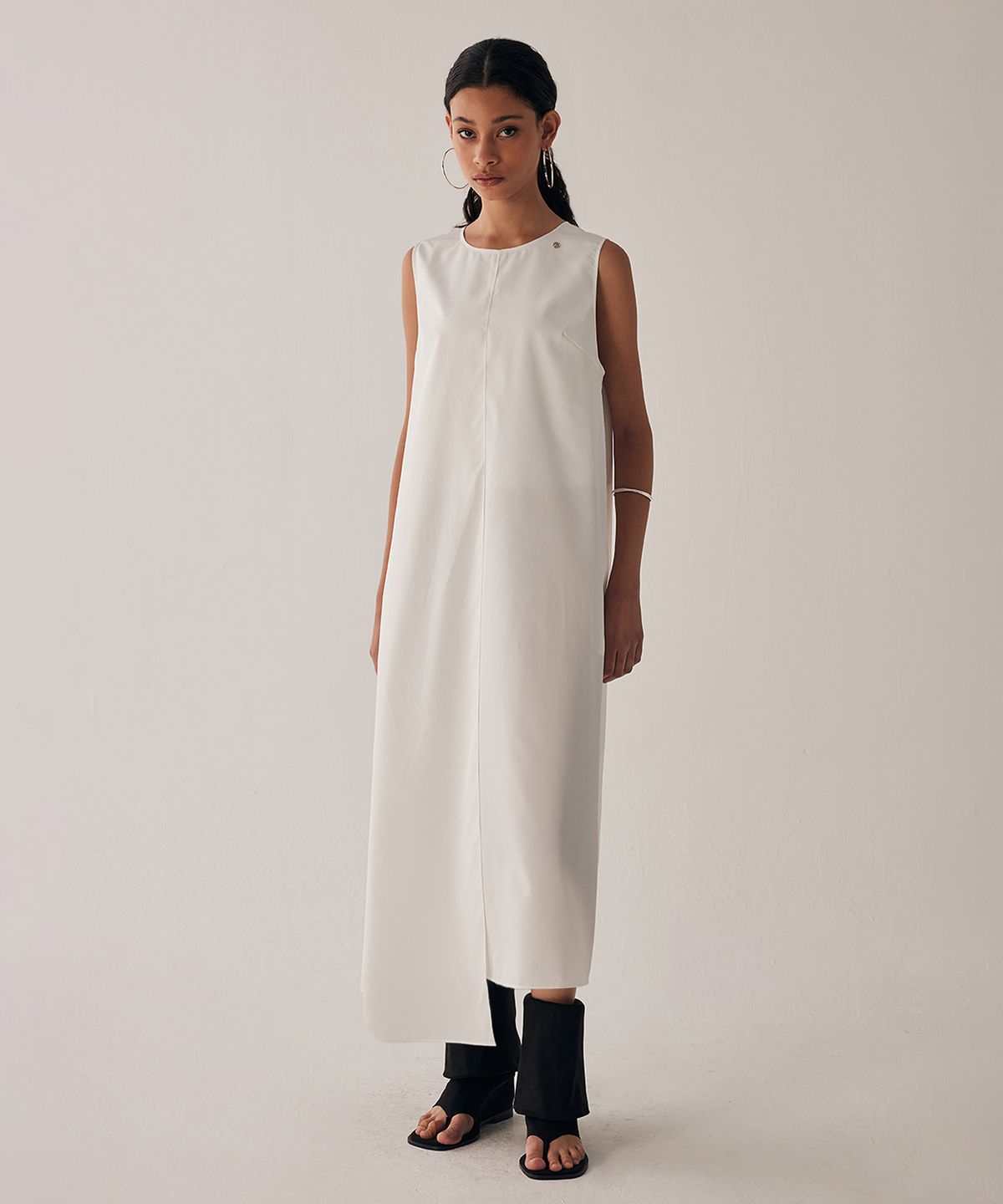 트리밍버드(TREEMINGBIRD) Soa Long One-piece [ White ]