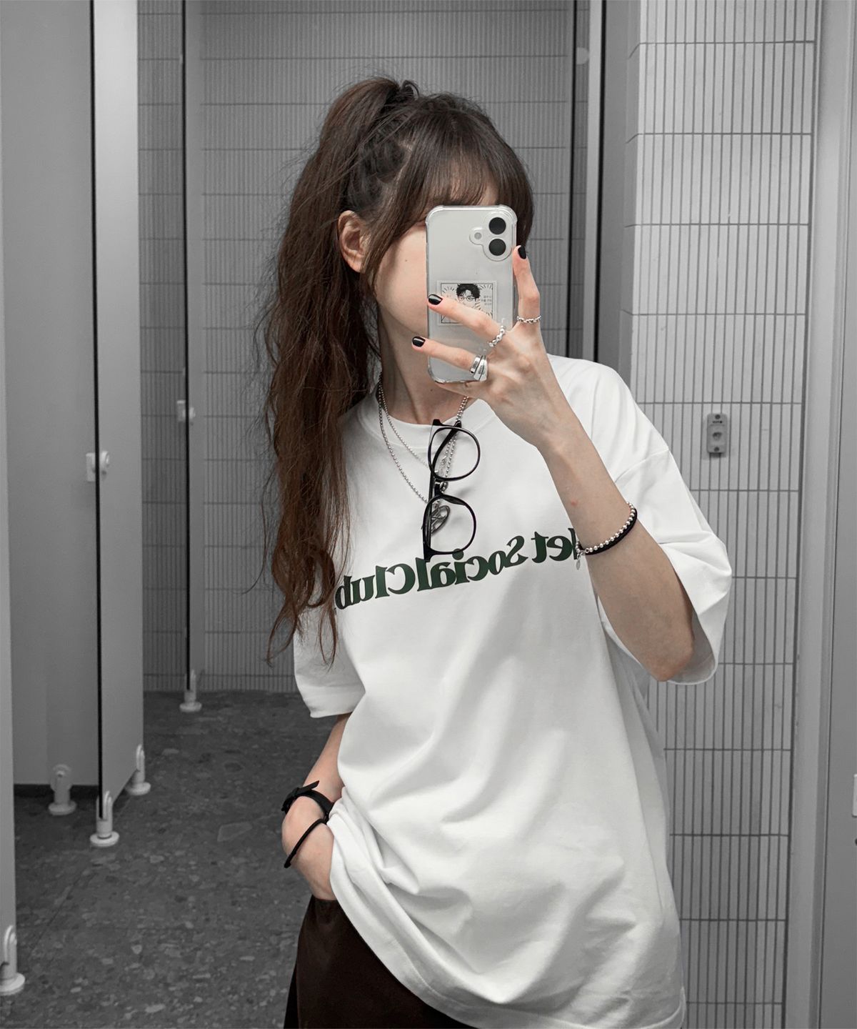 넷소셜클럽(NET SOCIAL CLUB) 비비드 스트레이트 로고 반팔티 (화이트)