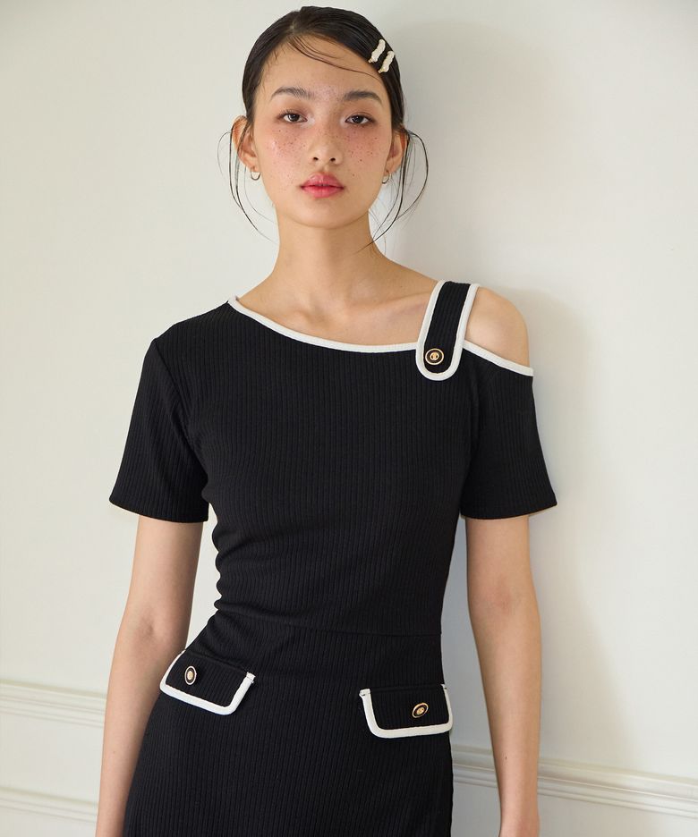 Strap Off Shoulder Midi Dress_ Black
