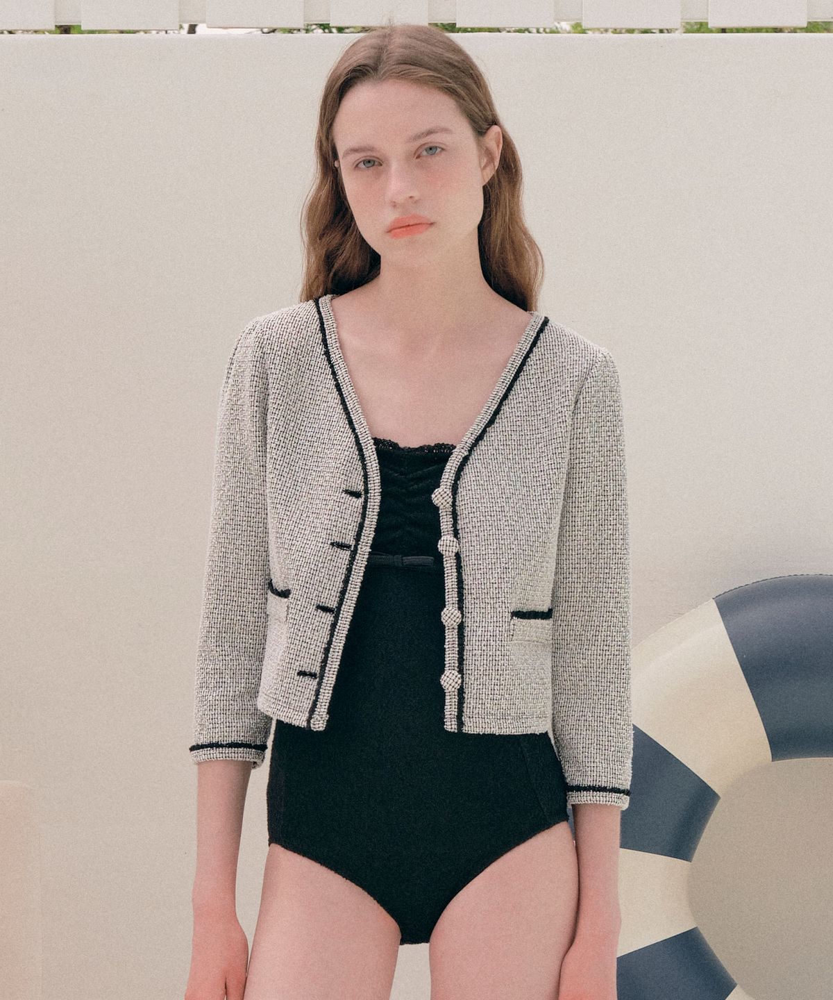 로라로라(ROLAROLA) SHIRRING BEACH CARDIGAN BLACK