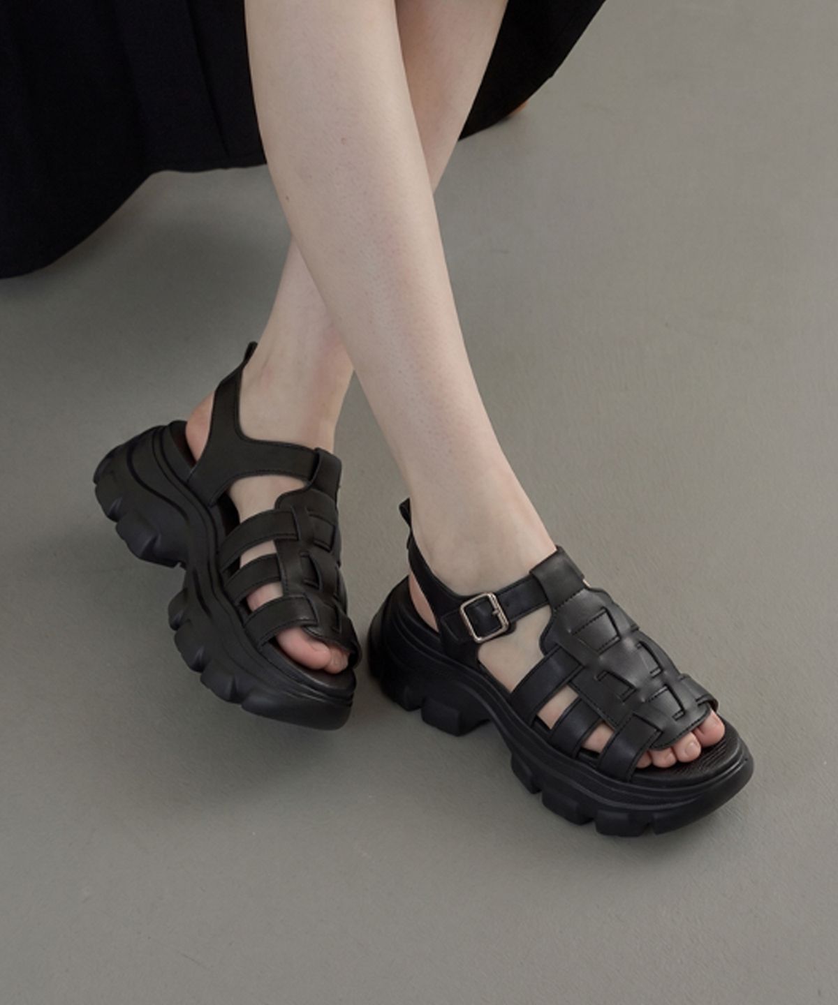 솔트앤초콜릿(SALT AND CHOCOLATE) 허니비 청키 피셔맨 샌들 412424002 (6.5cm)