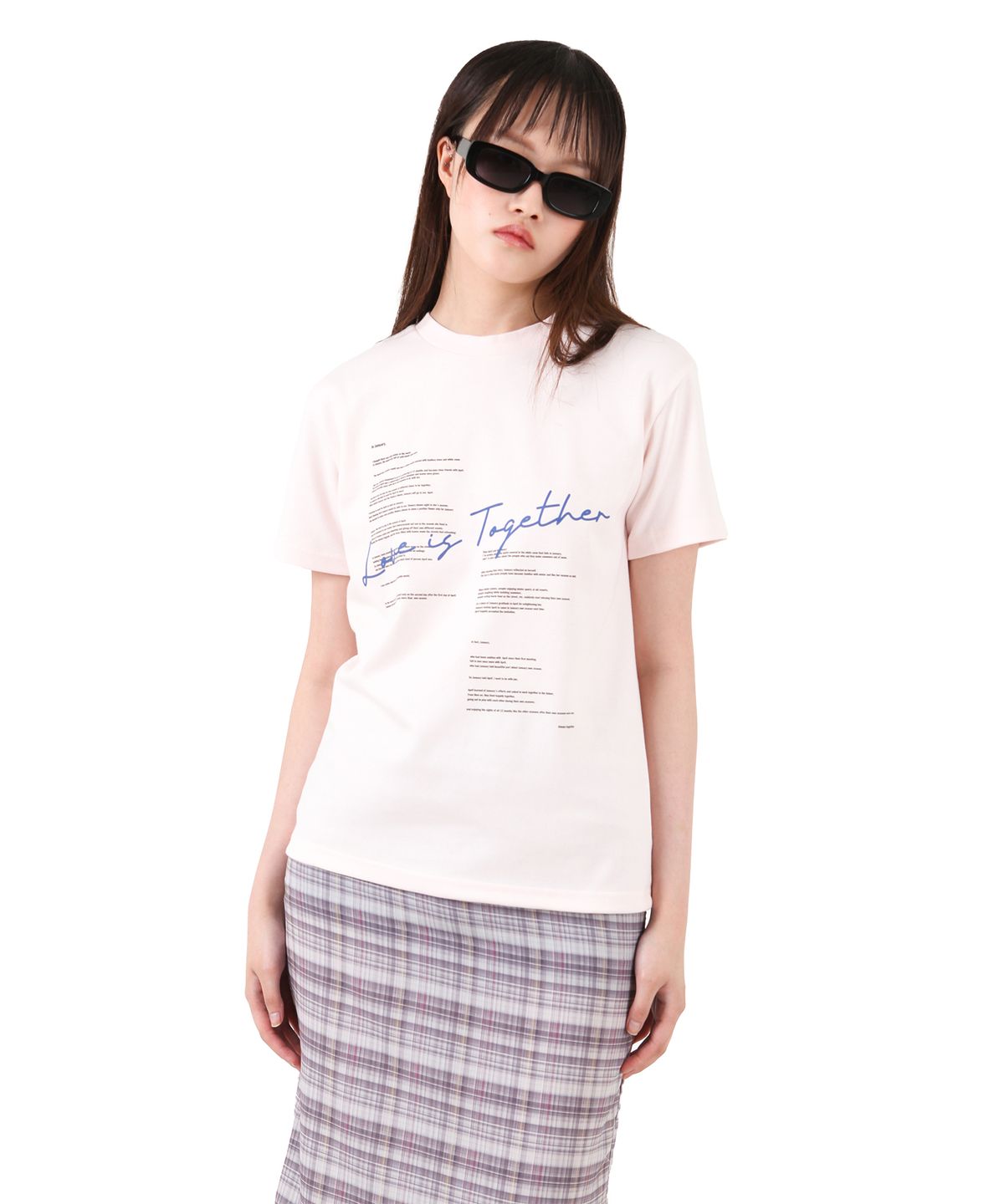 카타르시스(KATHARSIS) 럽 이즈 투게더 레터링 티셔츠 핑크 ONE SIZE