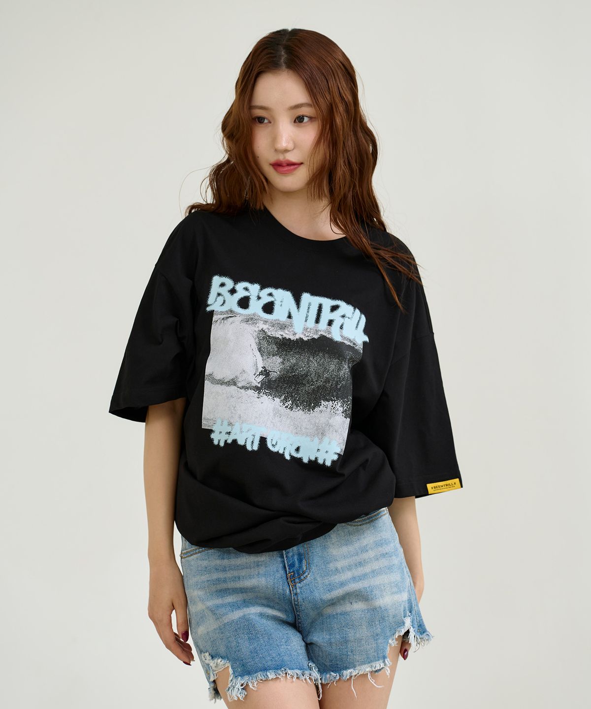 빈트릴(BEENTRILL) 서핑 앤 비치 스프레이 오버핏 반팔 티셔츠(블랙)