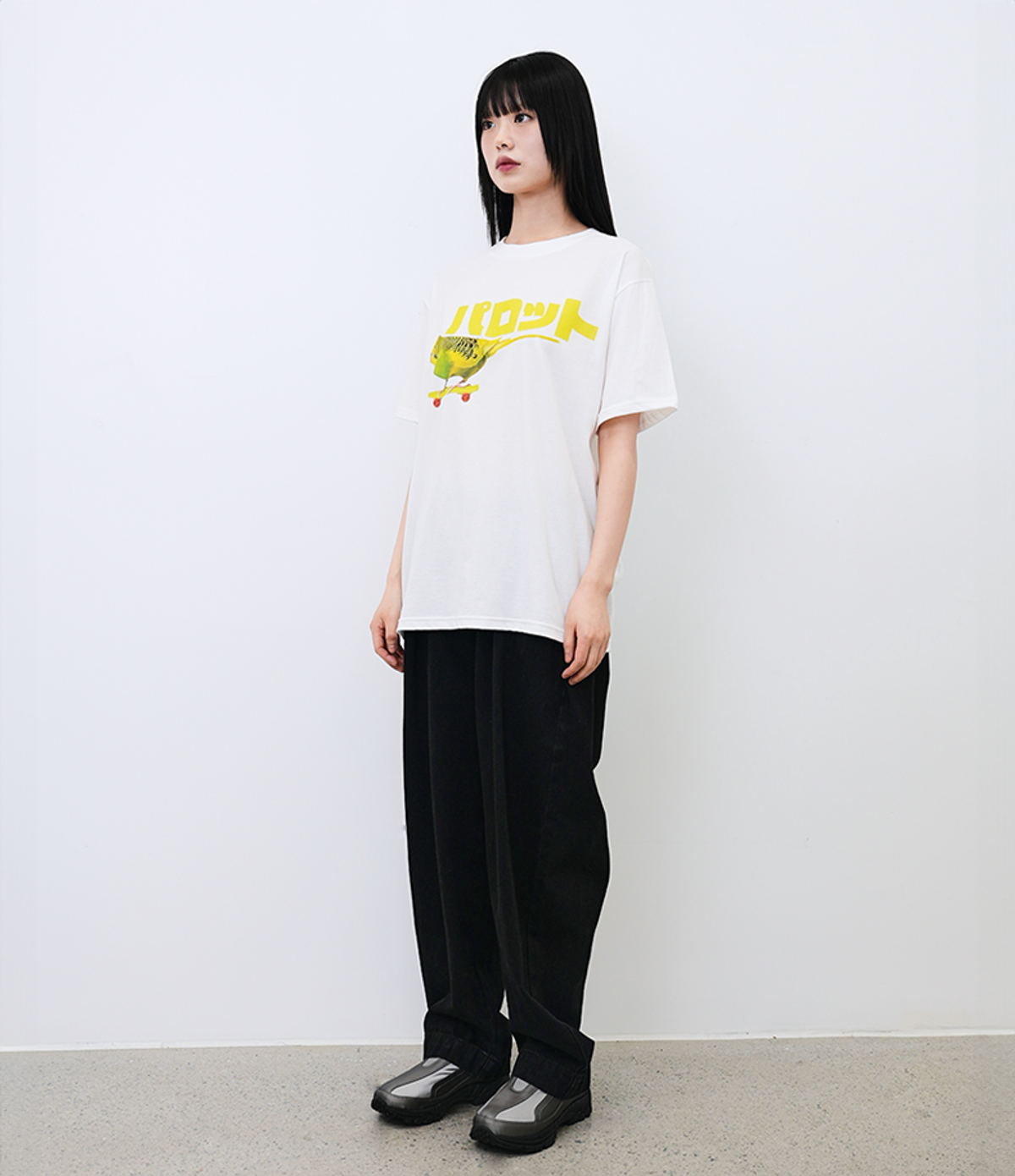 챈스챈스(CHANCECHANCE) PARROT T-SHIRT