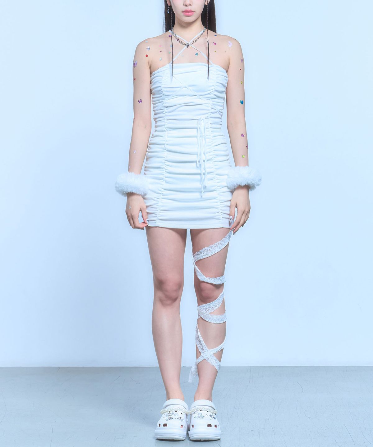 스키즘 인듀싱(SCHISM INDUCING) MUMMY MINI DRESS_WHITE