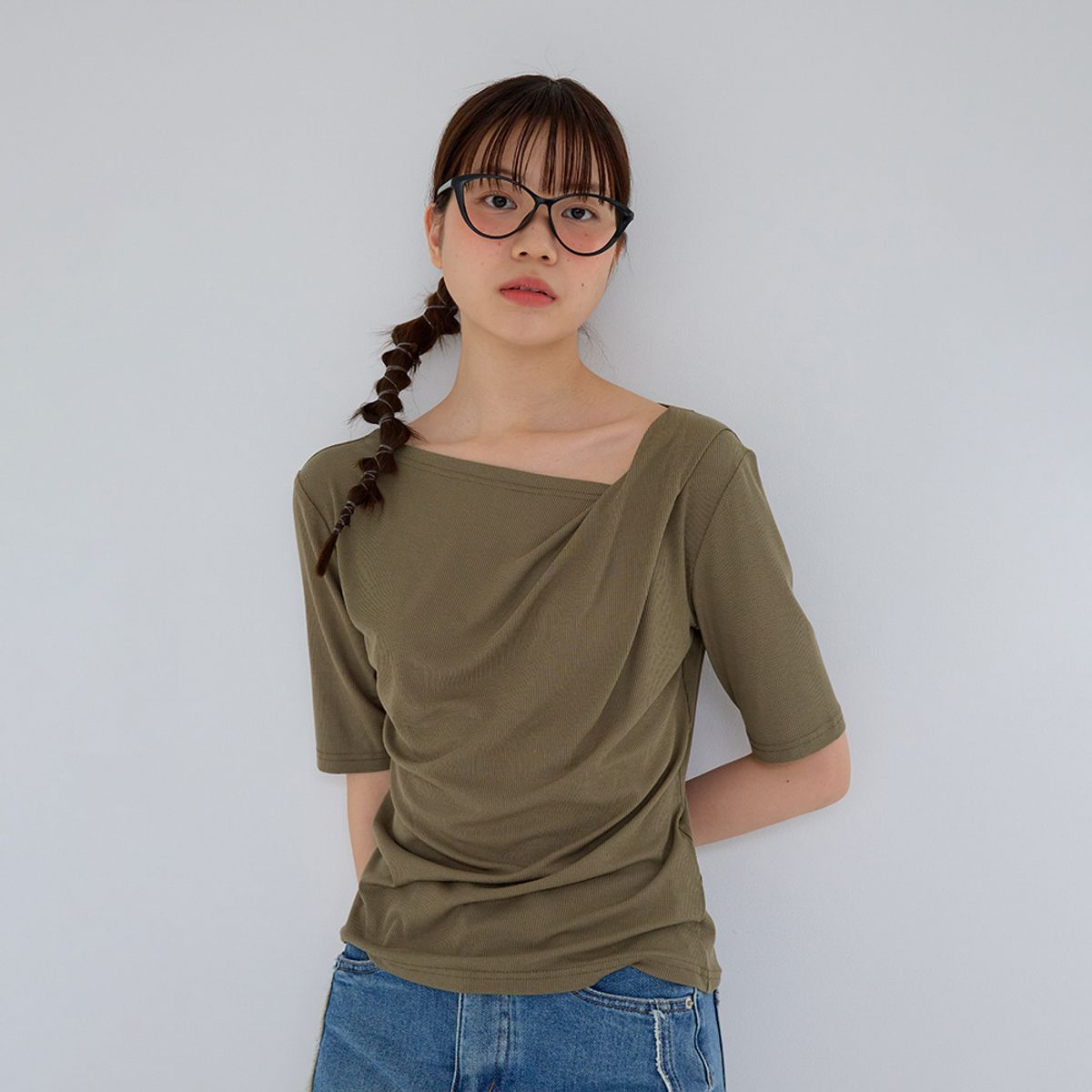 에이앤레이(AEIREI) AR_Classic swing collar top_KHAKI
