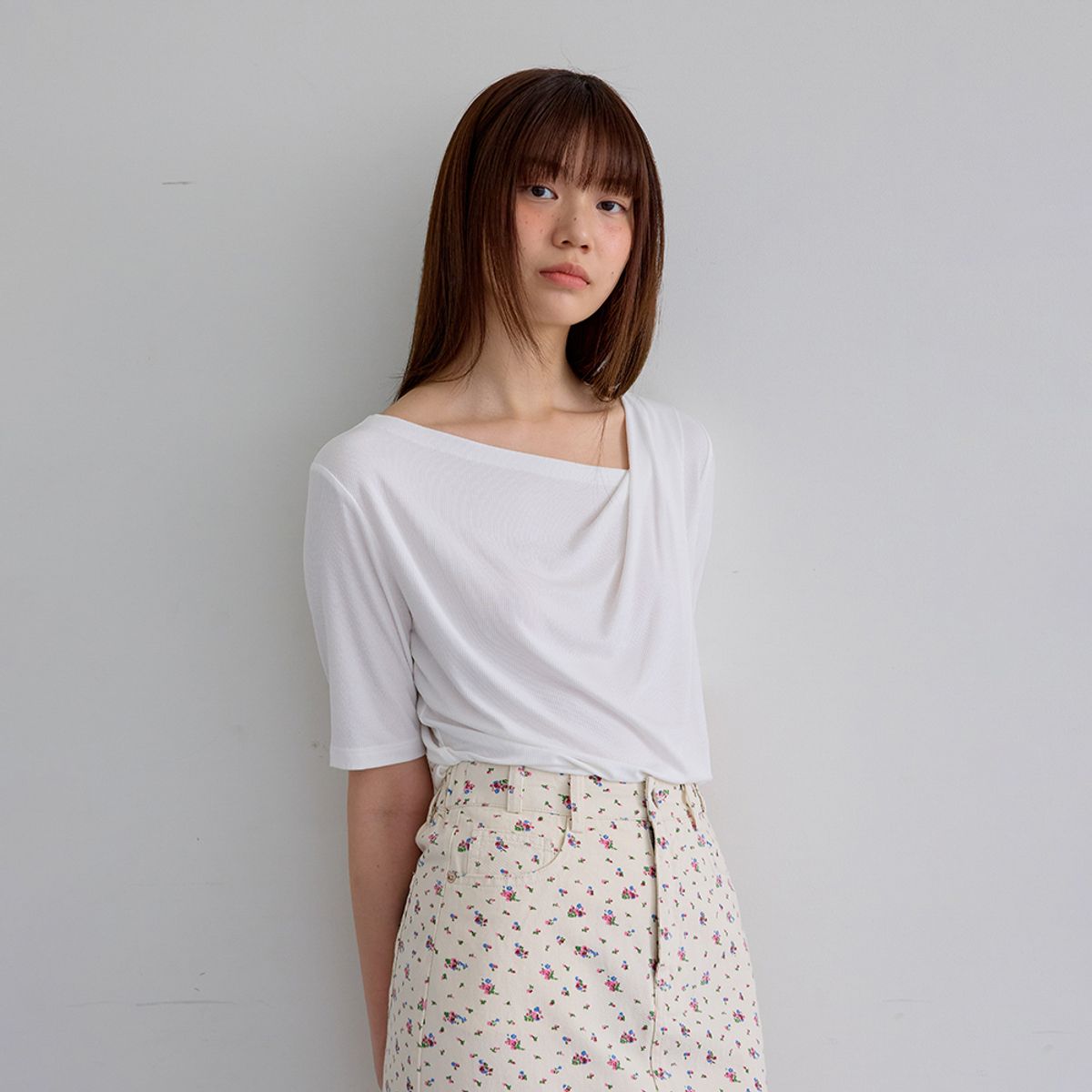 에이앤레이(AEIREI) AR_Classic swing collar top_WHITE