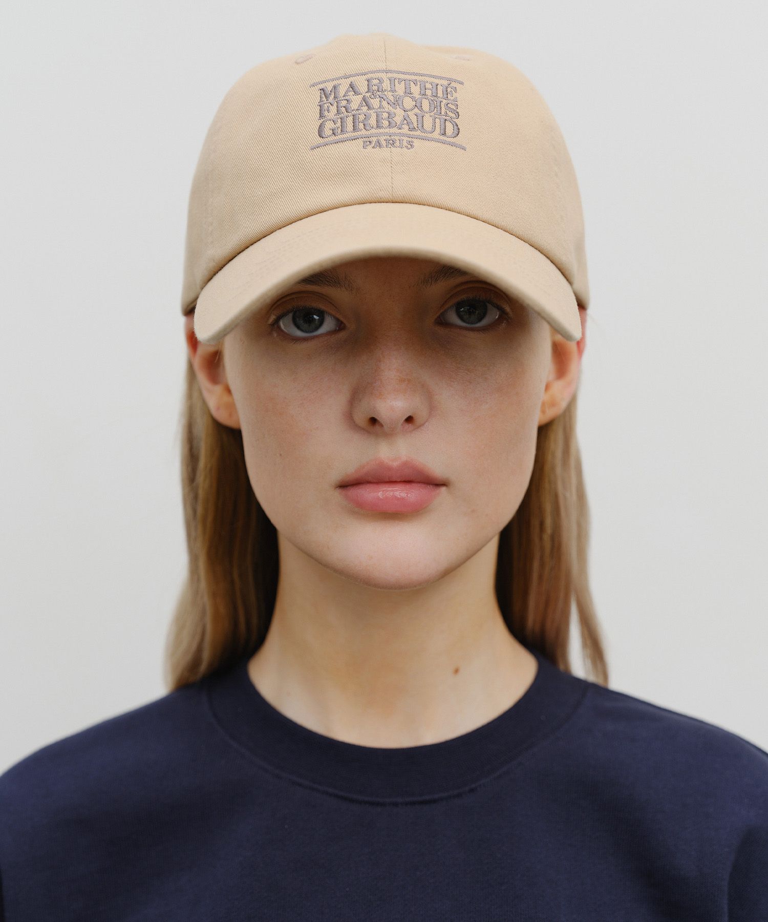 MUSINSA | MARITHÉ SMALL CLASSIC LOGO CAP dark beige