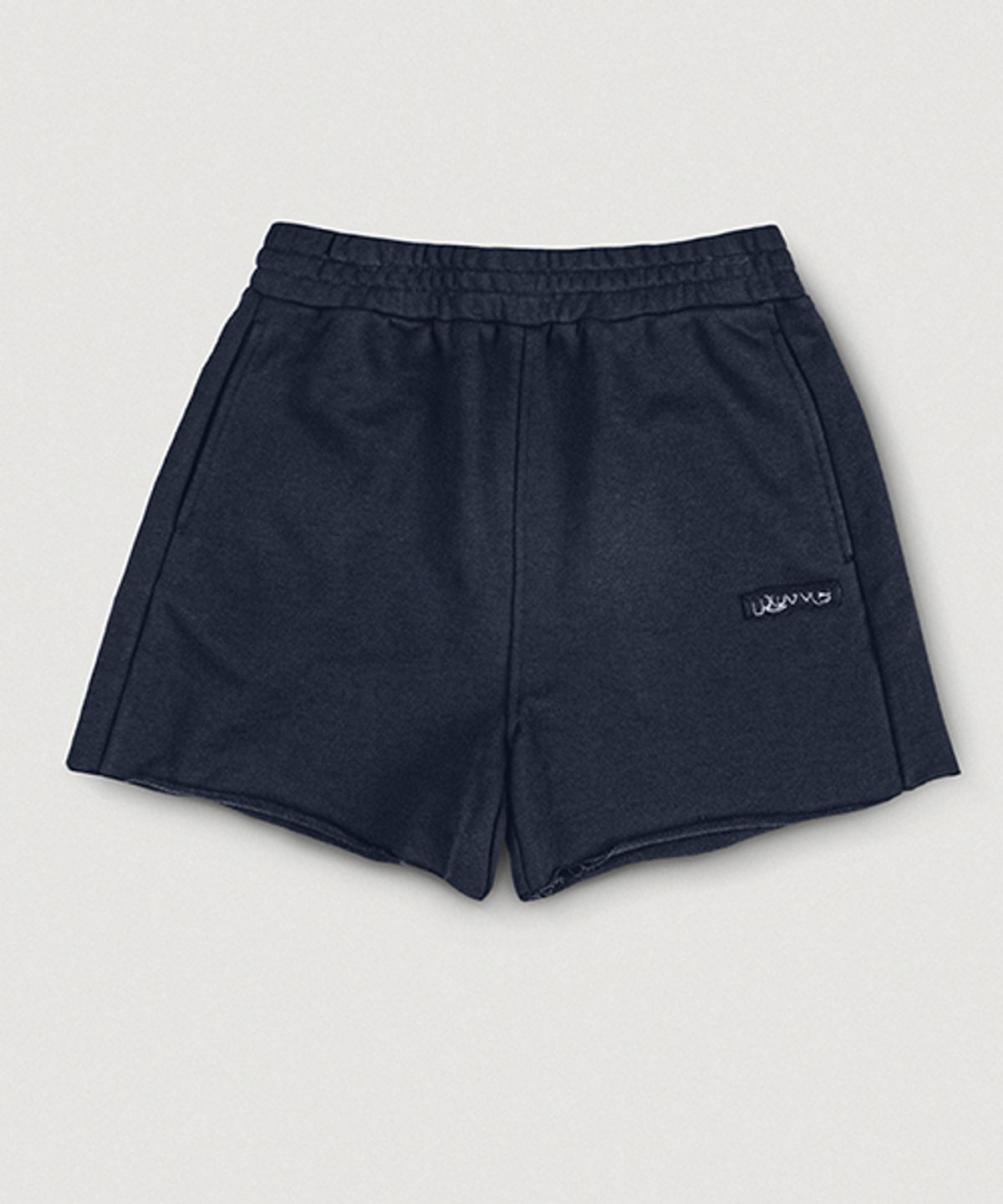 뢰브(ROVVE) Cut Off Logo Shorts (Navy)