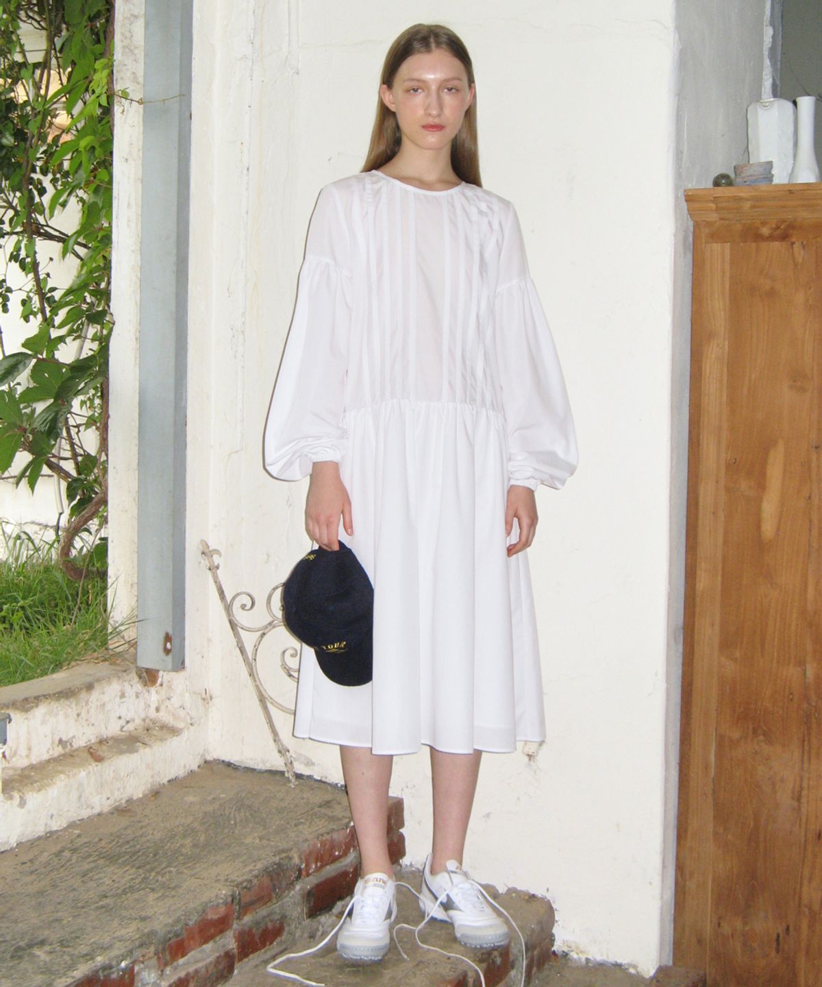 시눈(SINOON) Tuck Shirring Dress (White)