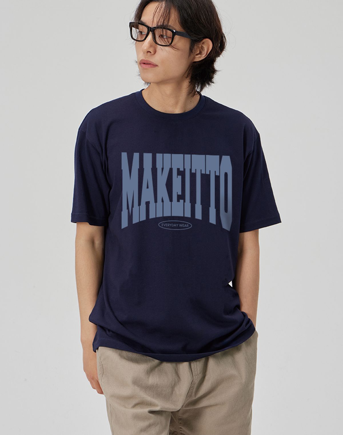 메이킷투(MAKEITTO) [NAME LOGO] CREW NECK TEE_NAVY