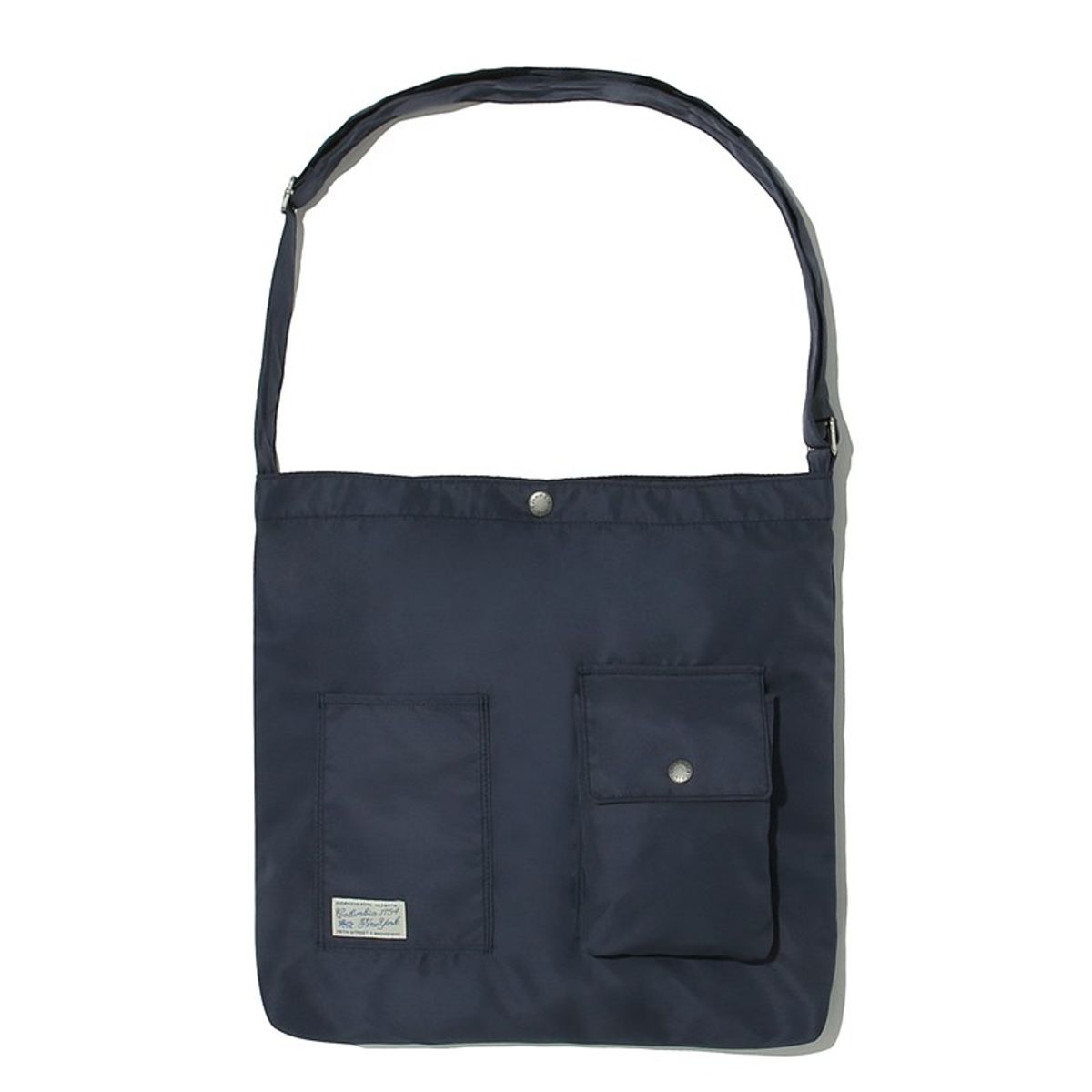 컬럼비아 유니버시티(COLUMBIA UNIVERSITY) SL-LABEL FRONT POCKET CROSS BAG 크라운네이비