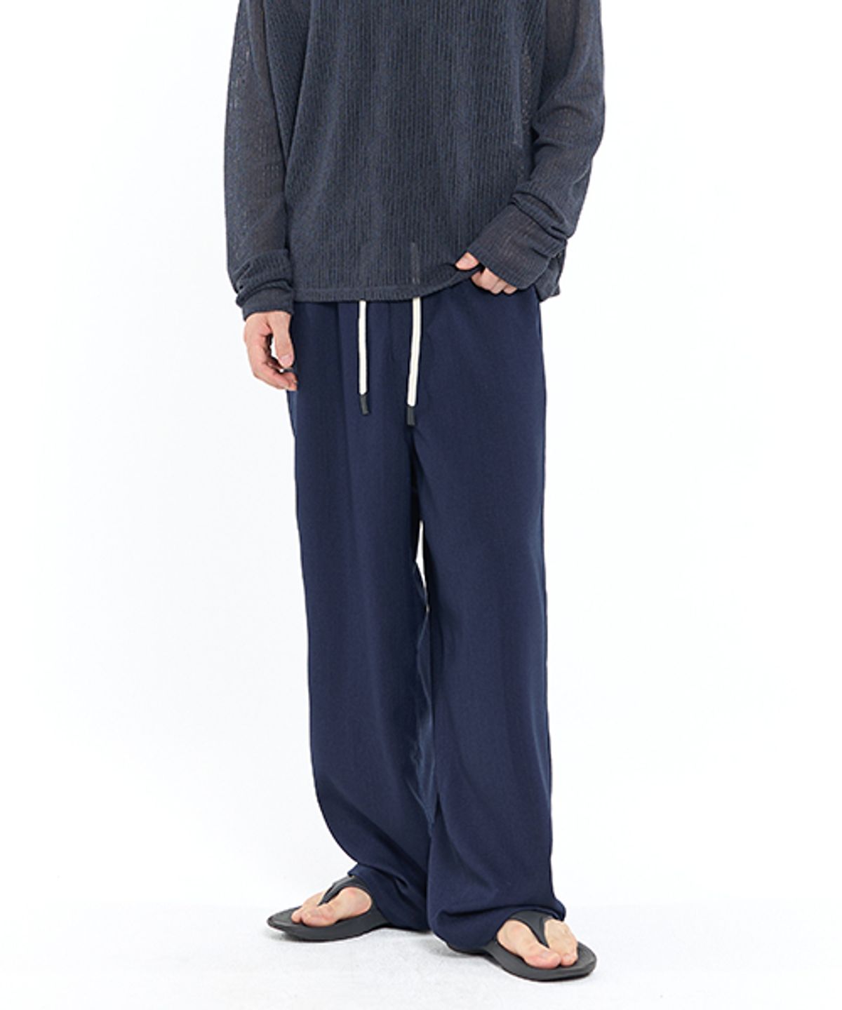 기철(KICHUL) COOL WIND-WIDE PANTS (NAVY)