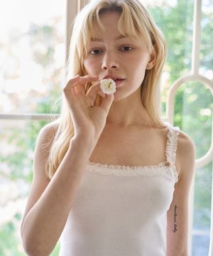 로즈 레이스 탑 (화이트)