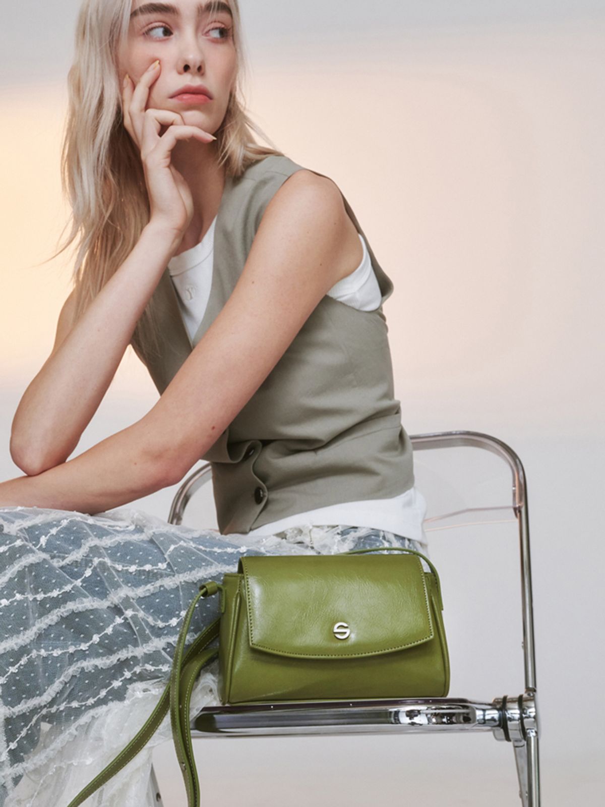 세미코드(SEMICODE) capture bag micro - crinkle olive