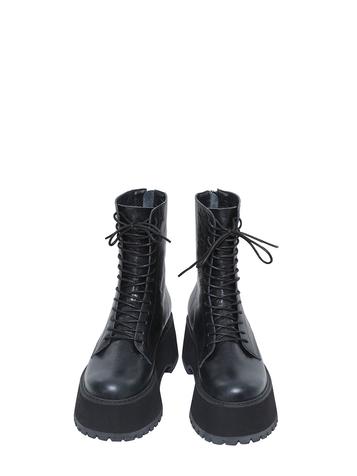 슈바이초이(SHOEBYCHOI) 크랙 소가죽 스키니 통굽 워커 (7cm)