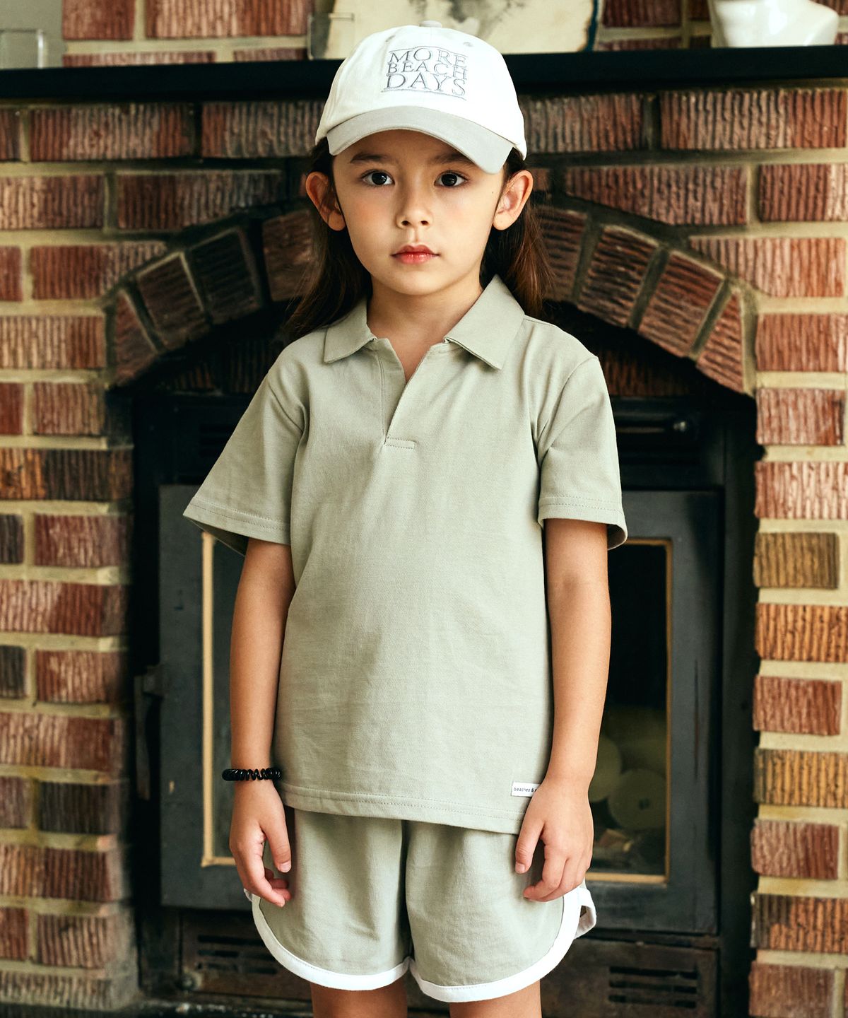 비치스앤 크림 키즈(BEACHESAND CREAM KIDS) 캠프 PK 티셔츠-라이트 그레이(Camp PK T-shirt Light Gray)