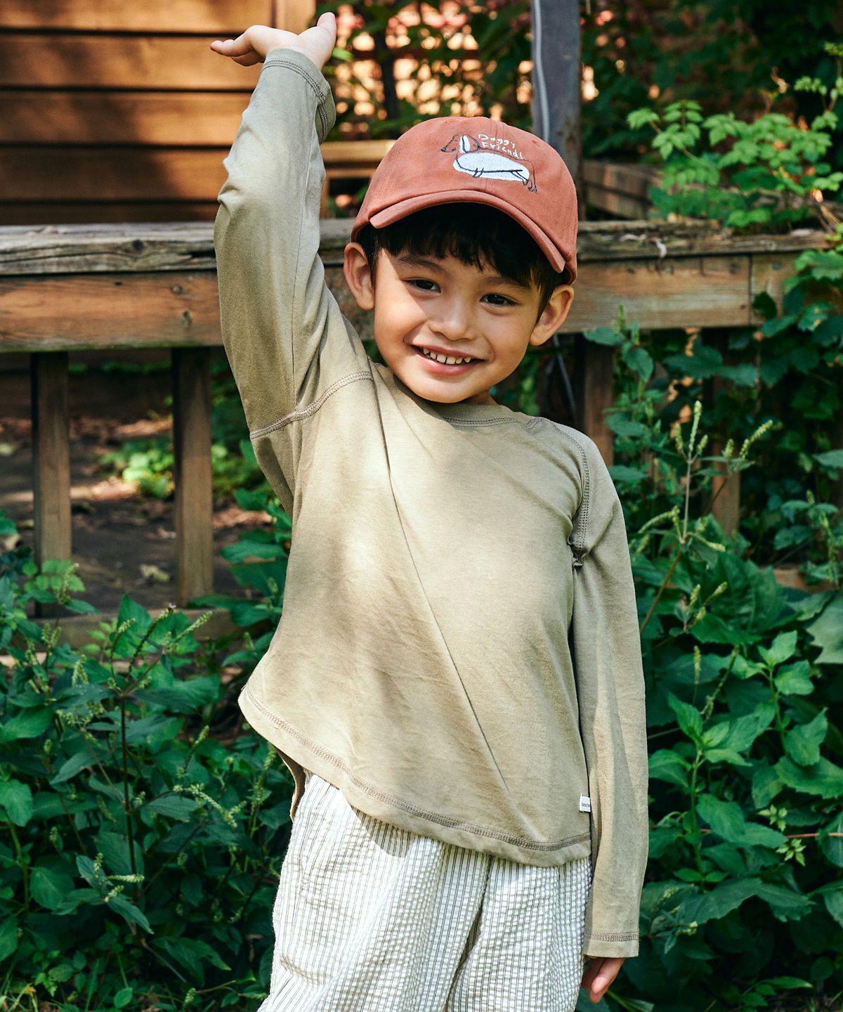 비치스앤 크림 키즈(BEACHESAND CREAM KIDS) 스티치 레글런 긴팔 티셔츠-카키(Stitch Reglan Long Sleeve T-shirt Khaki)