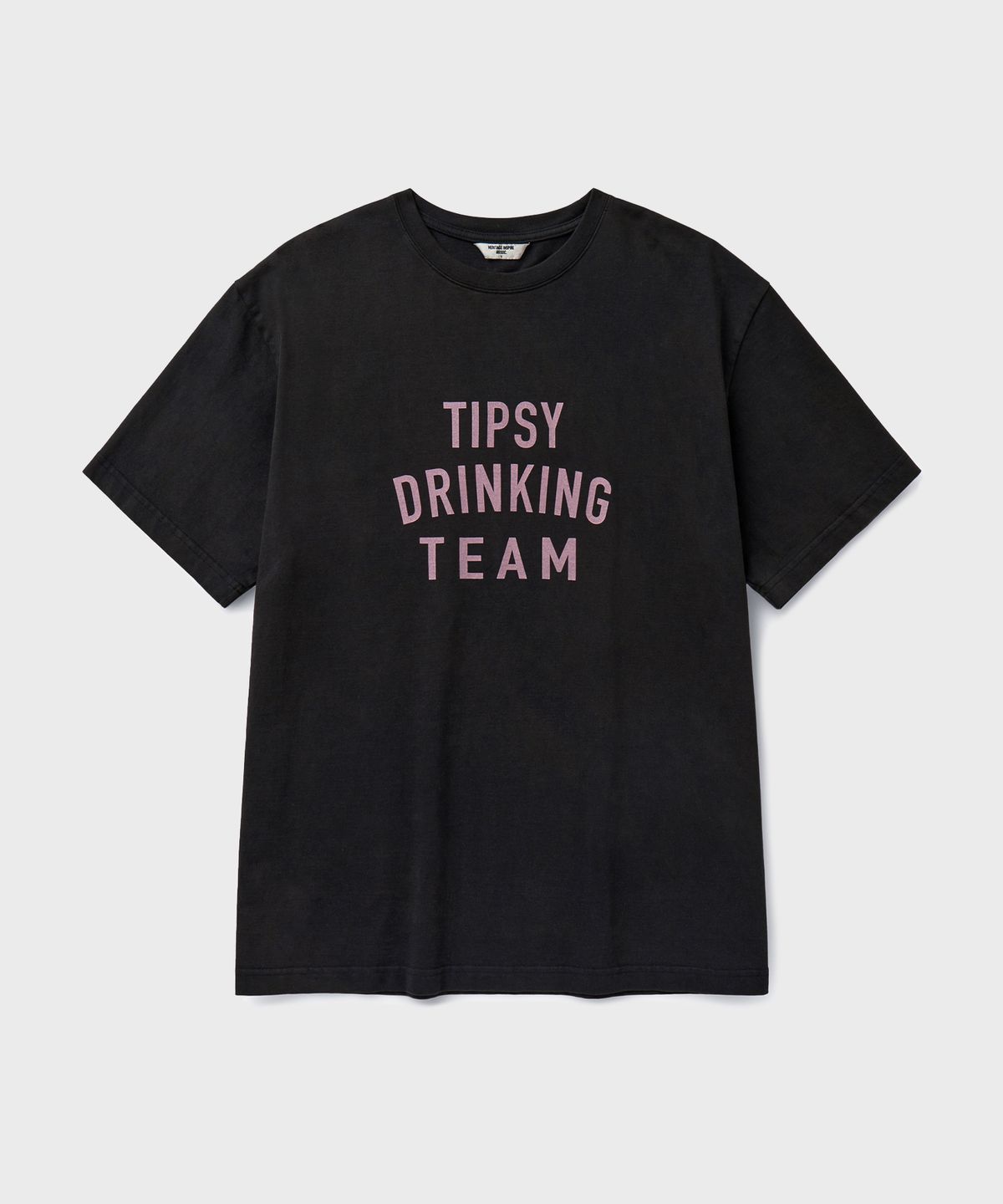 유니온블루(UNION BLUE) [V2] TIPSY DRINKING TEAM PRINTED T-SHIRT [DYED BLACK]