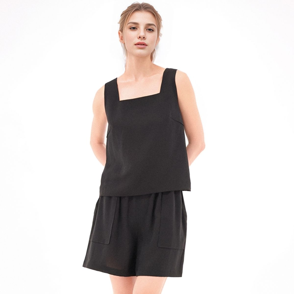 아쿠드(ACUD) Square neck Sleeveless Top _Black