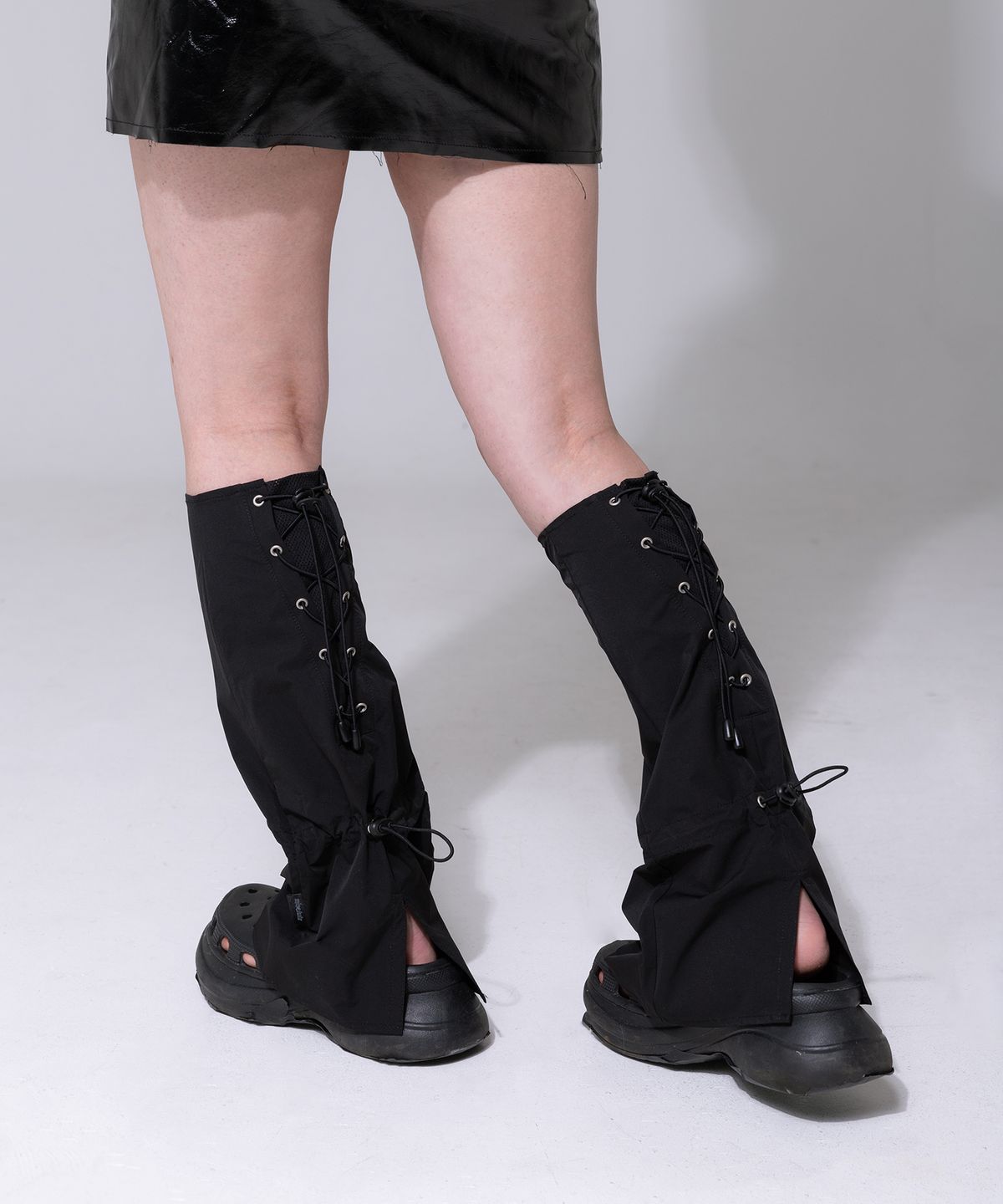 미스룰즈(MISSLULZ) Boxer Sneakers Leg Warmers Black