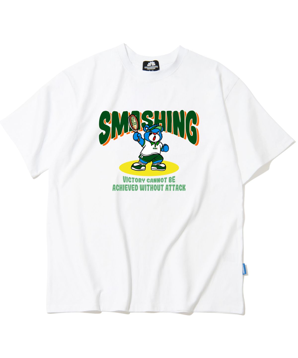 트립션(TRIPSHION) Smashing Bear 그래픽 티셔츠 - 화이트