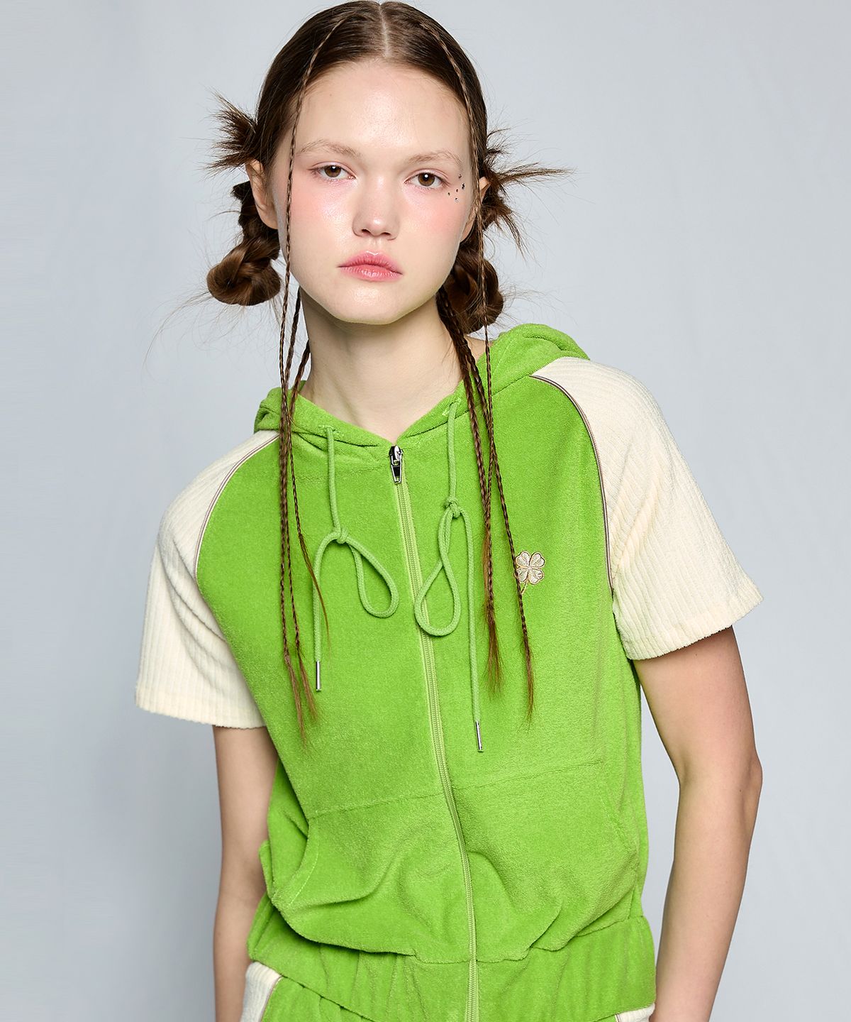 러브이즈트루(LUVISTRUE) BE WHAT YOU HOOD ZIP UP(GREEN)