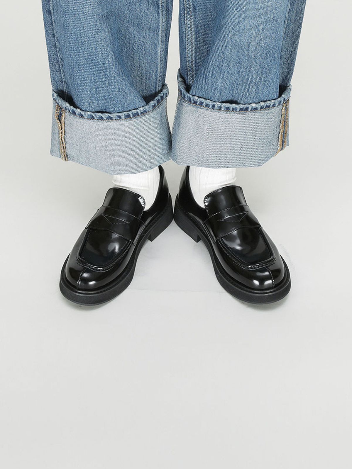 슈바이초이(SHOEBYCHOI) 클래식 로퍼_ 블랙 복스 (4cm)