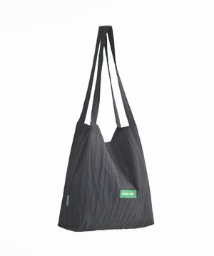 무심한듯 박시한 쇼퍼백 53 볼륨 라인 - black