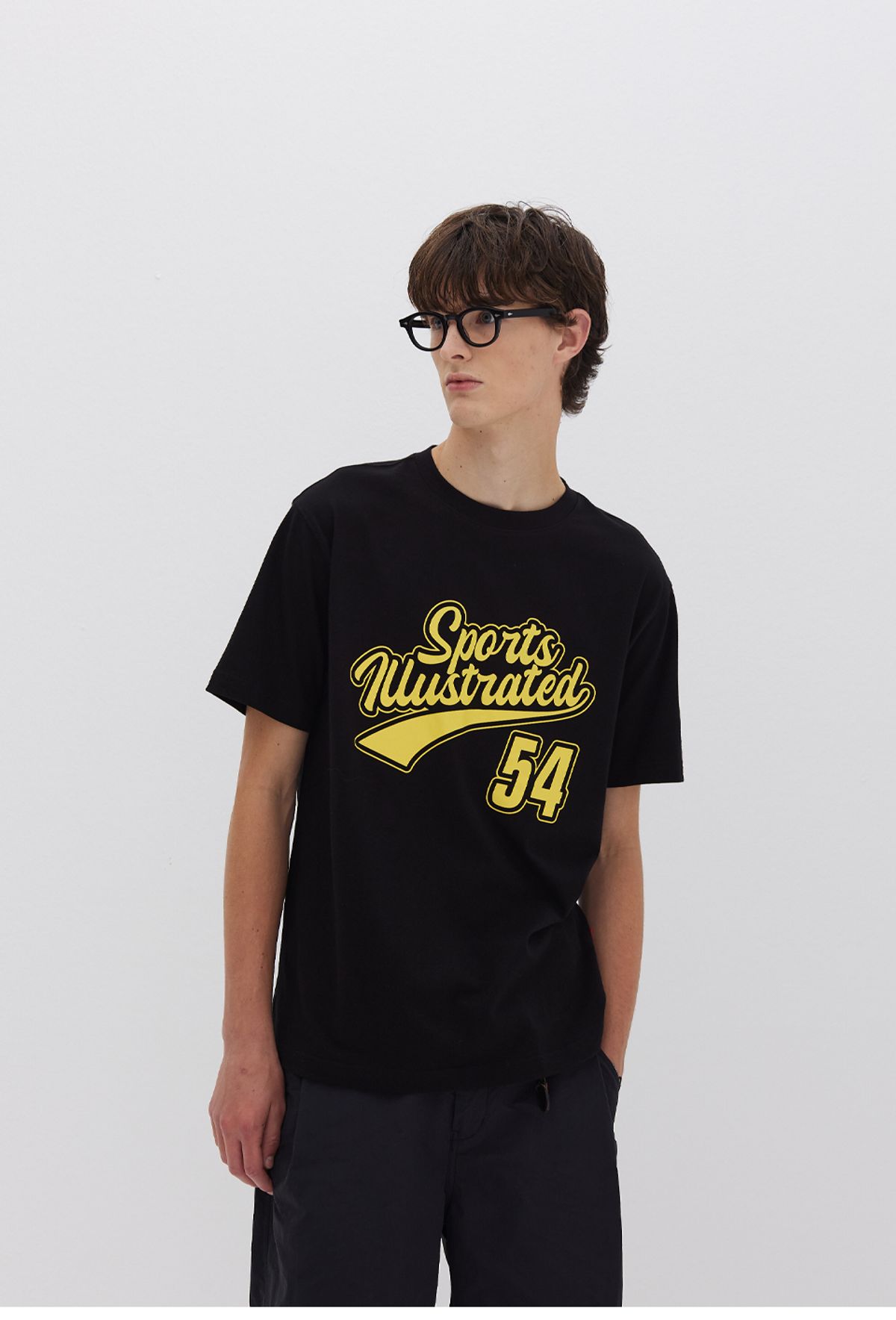 스포츠 일러스트레이티드(SPORTS ILLUSTRATED) Sports Illustrated™ CURSIVE LOGO HALF SLEEVE (BLACK)