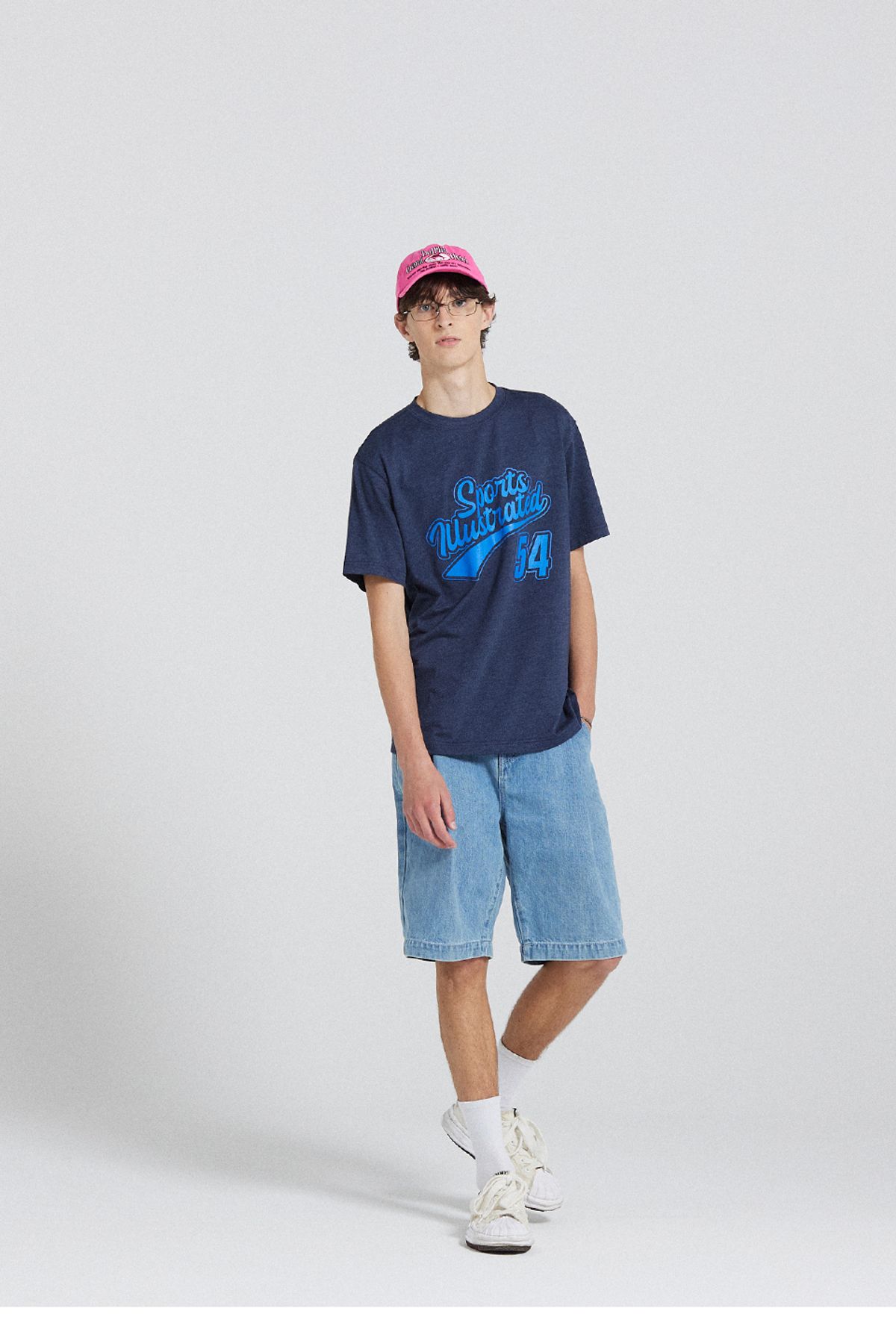 스포츠 일러스트레이티드(SPORTS ILLUSTRATED) Sports Illustrated™ CURSIVE LOGO HALF SLEEVE (NAVY)