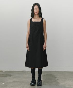 라운드포켓 코튼 원피스 블랙