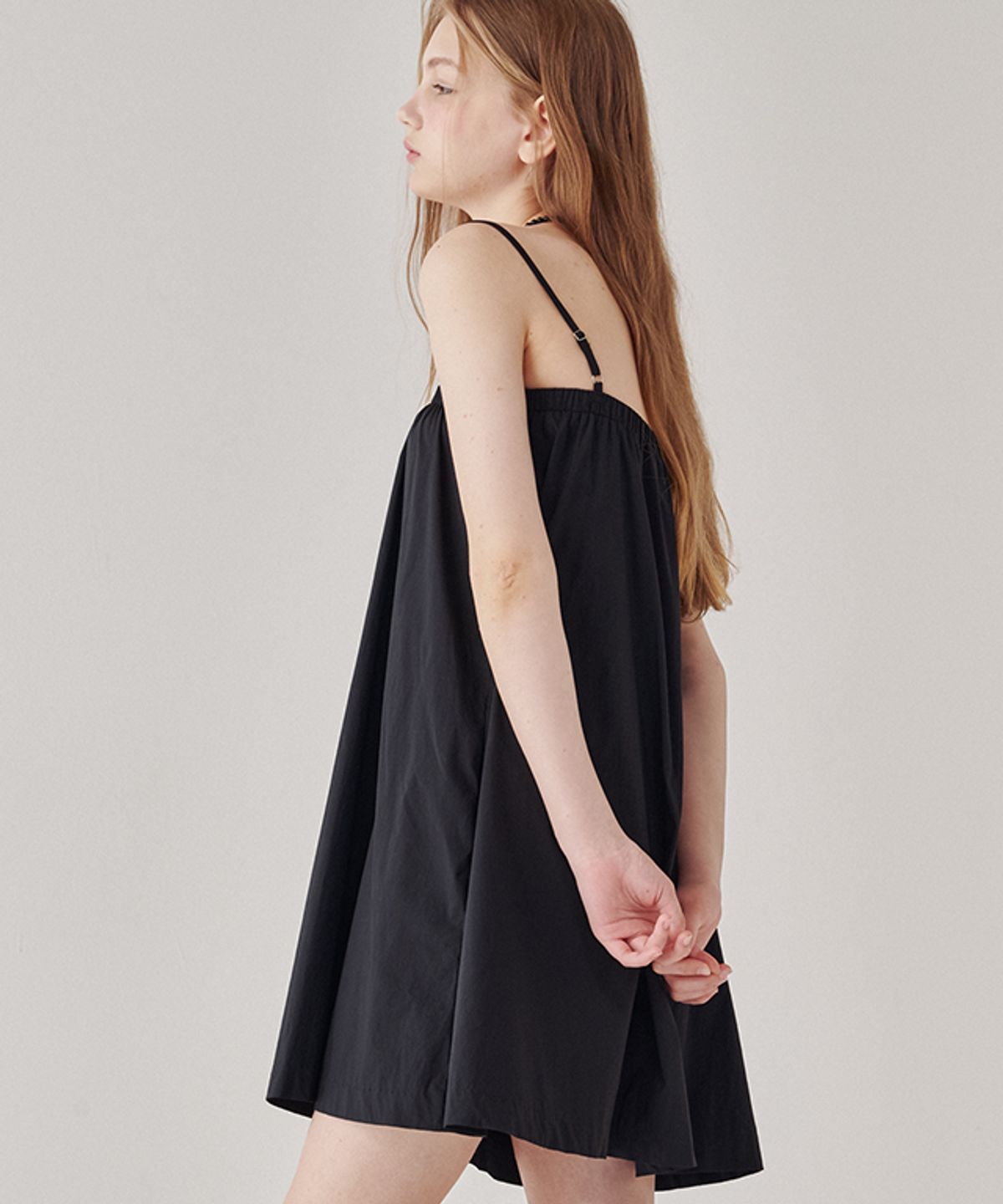 론론(RONRON) BANDING TUBE TOP SLEEVELESS MINI DRESS BLACK