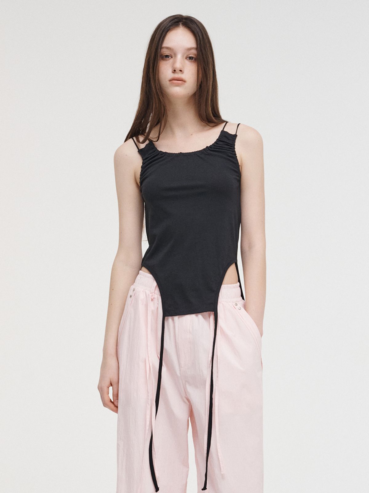 에트몽(ETMON) Double Strap Sleeveless Top Black