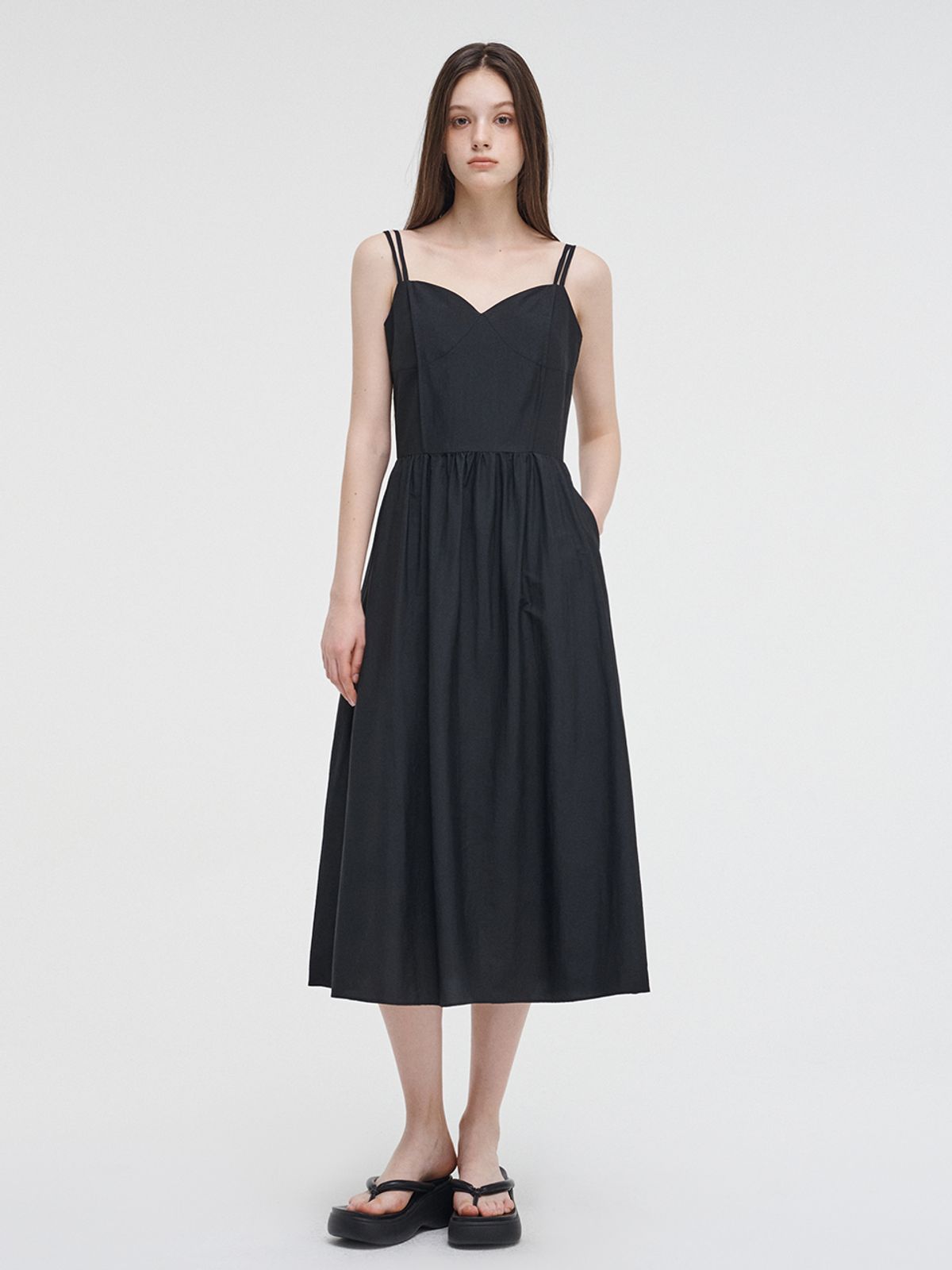 에트몽(ETMON) Slip Pintuck Double Strap Dress Black