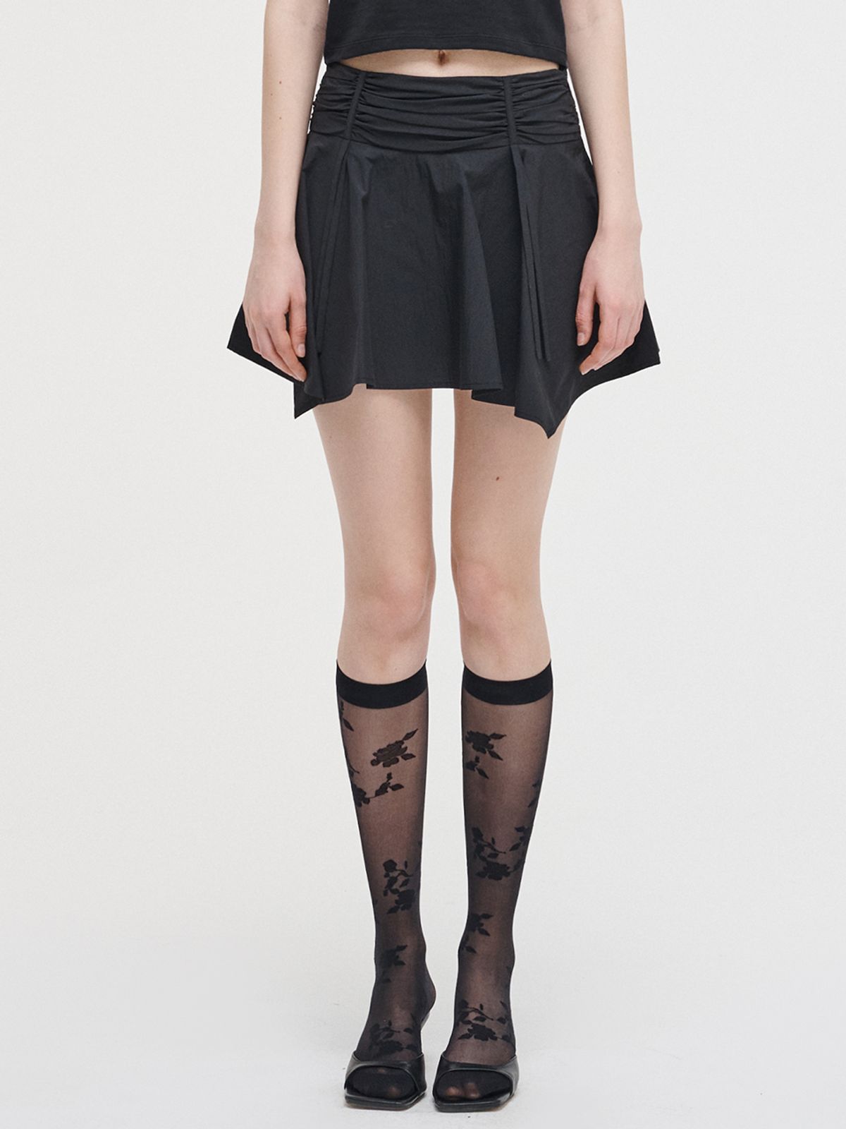 에트몽(ETMON) Strap Shirring Mini Skirt Black