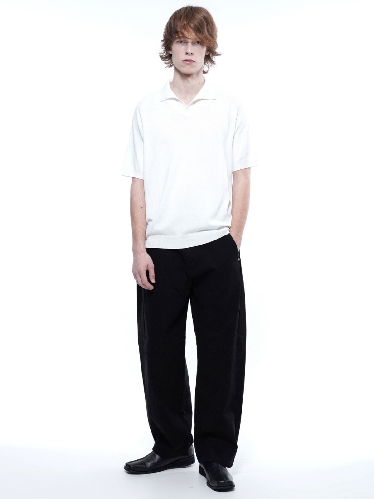 챈세스노이(CHANCE'S NOI) Curved Fit Denim Pants - Black