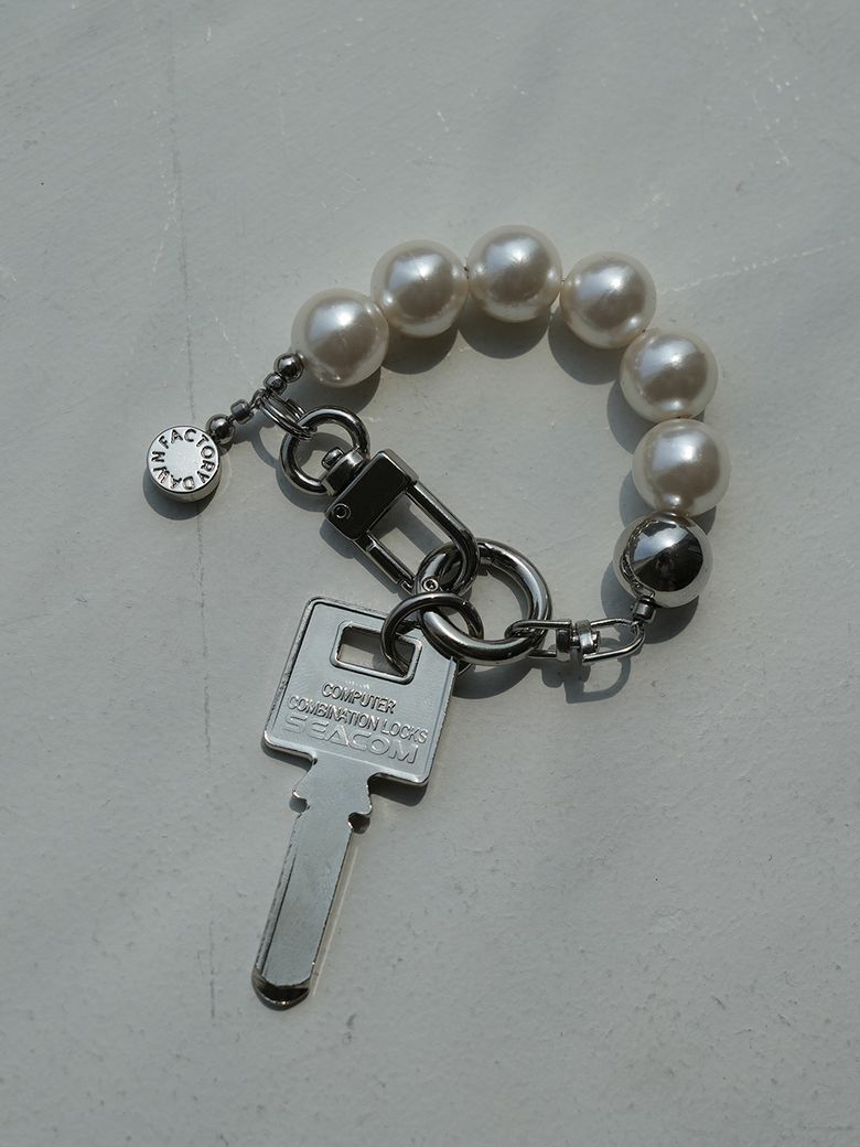 BEAD KEYRING IVORY 비드키링 아이보리