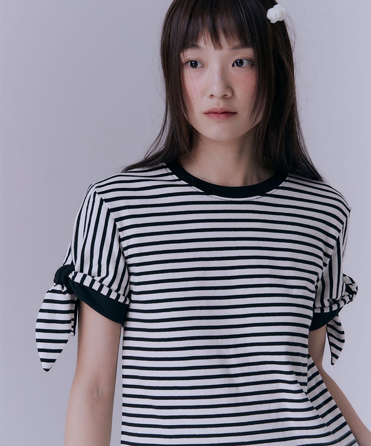 실른(SILN) Stripe knot t-shirt (BLACK)