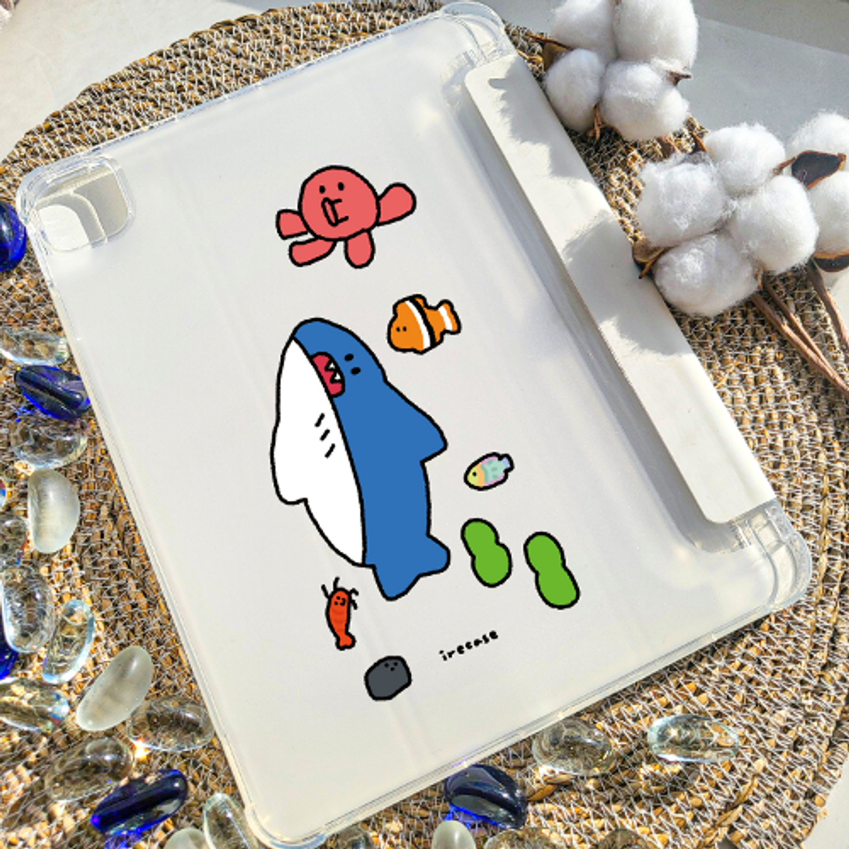 이레케이스앤굿즈(IRECASEGOODS) 바다프렌즈 아이패드 갤럭시탭 애플펜슬 수납가능 풀커버 케이스