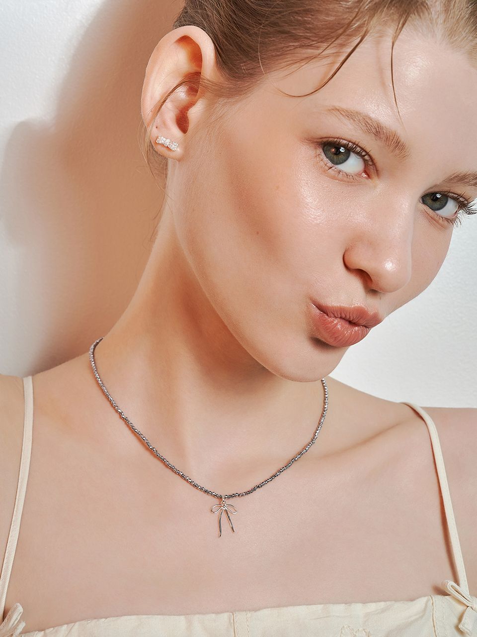 ★Hei★ sv925 silver crystal ribbon necklace HE24SMNSW750XXF MUSINSA | HEI [sv925] silver crystal ribbon necklace