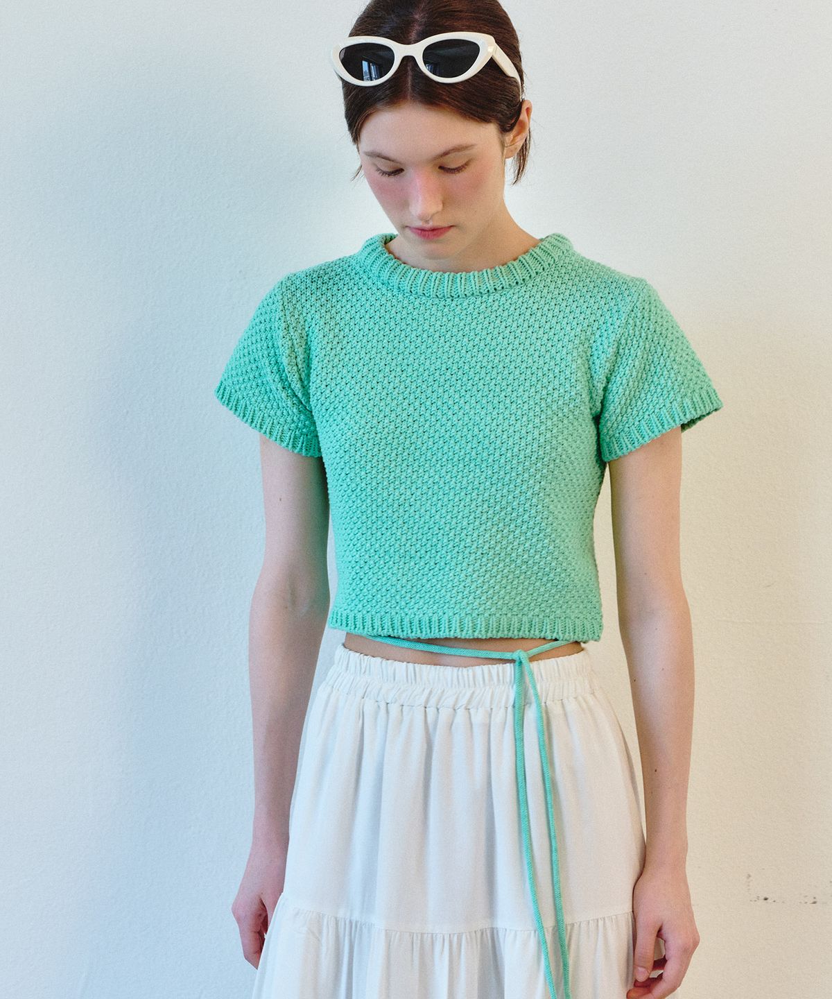 쏘이르(SO IR) STRING CROP KNIT TOP - MINT