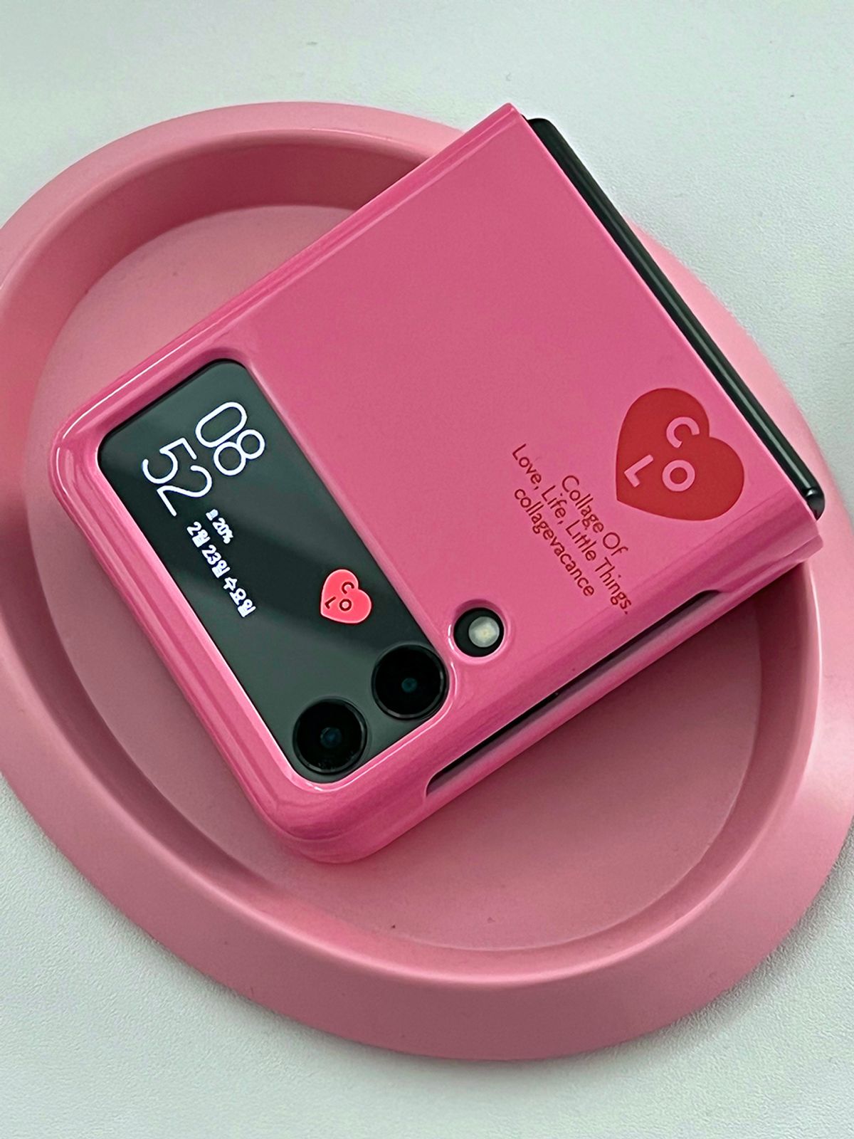 꼴라주바캉스(COLLAGEVACANCE) Heart Logo Z-Flip Case (폰케이스)-3color