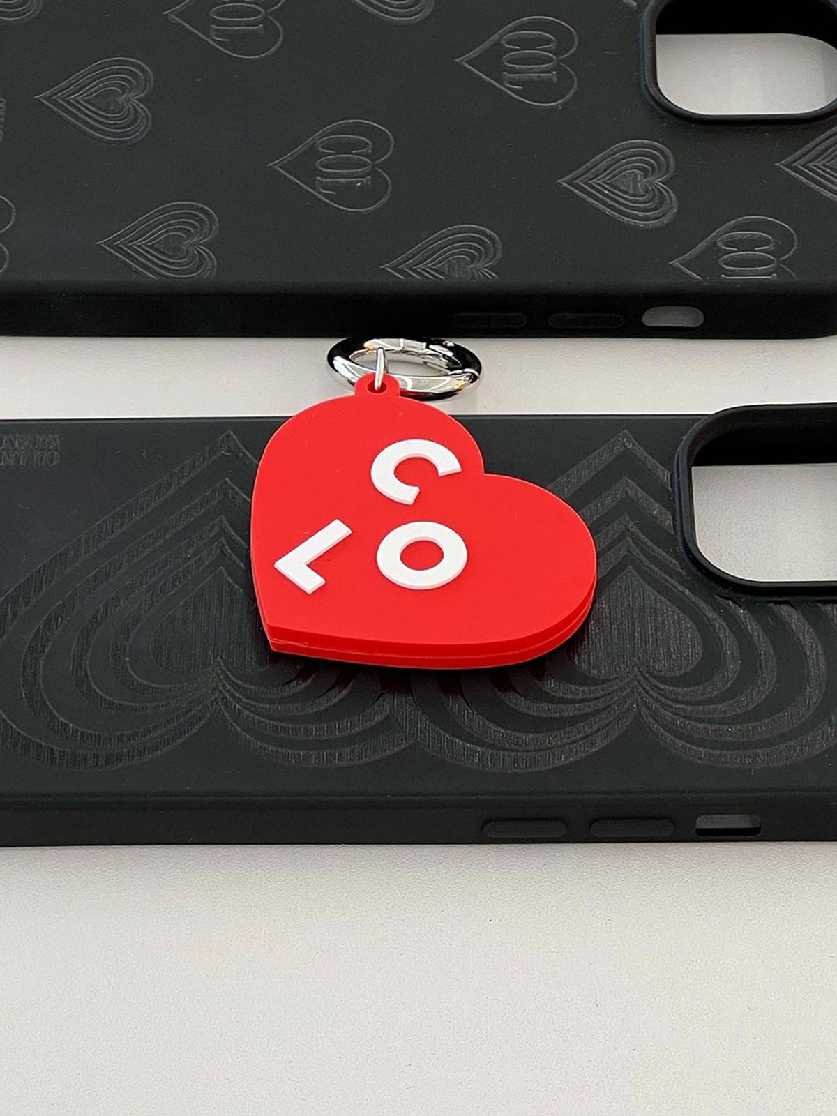 꼴라주바캉스(COLLAGEVACANCE) Heart Logo Rubber Big Keyring (키링)