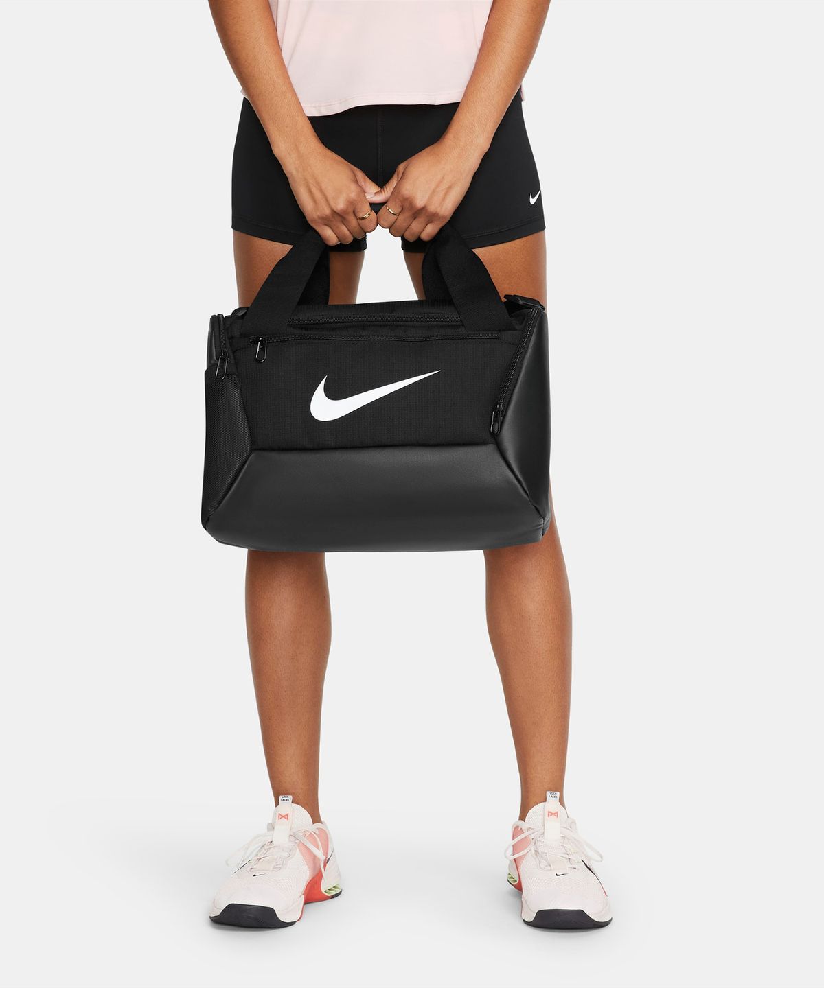 나이키(NIKE) 브라질리아 9.5 트레이닝 더플백(엑스트라 스몰, 25L) - 블랙:화이트 / DM3977-010