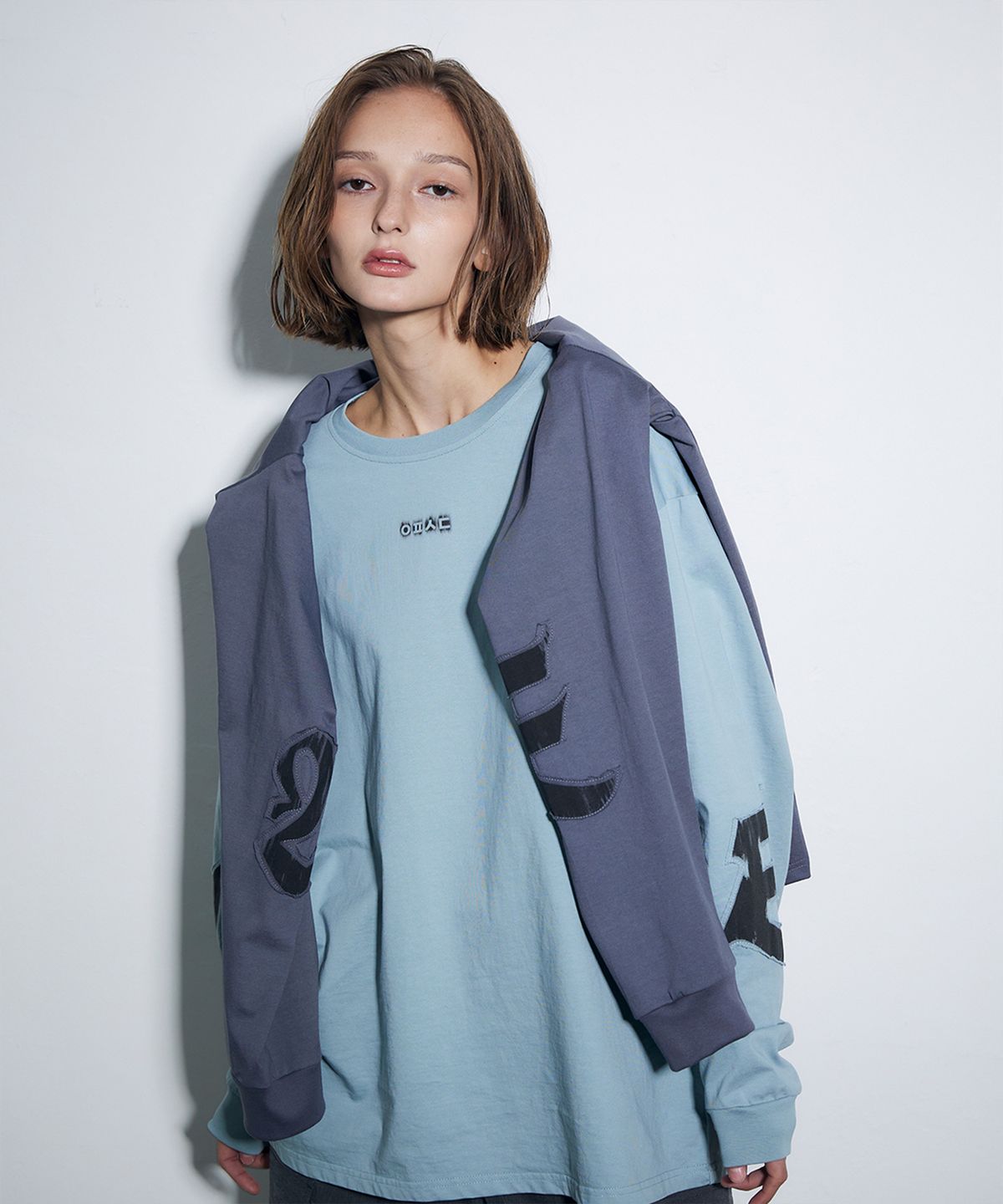에피소드 언타이틀(EPISODE UNTITLED) CUTTING PRINTING PATCH LONG SLEEVES_BLUE