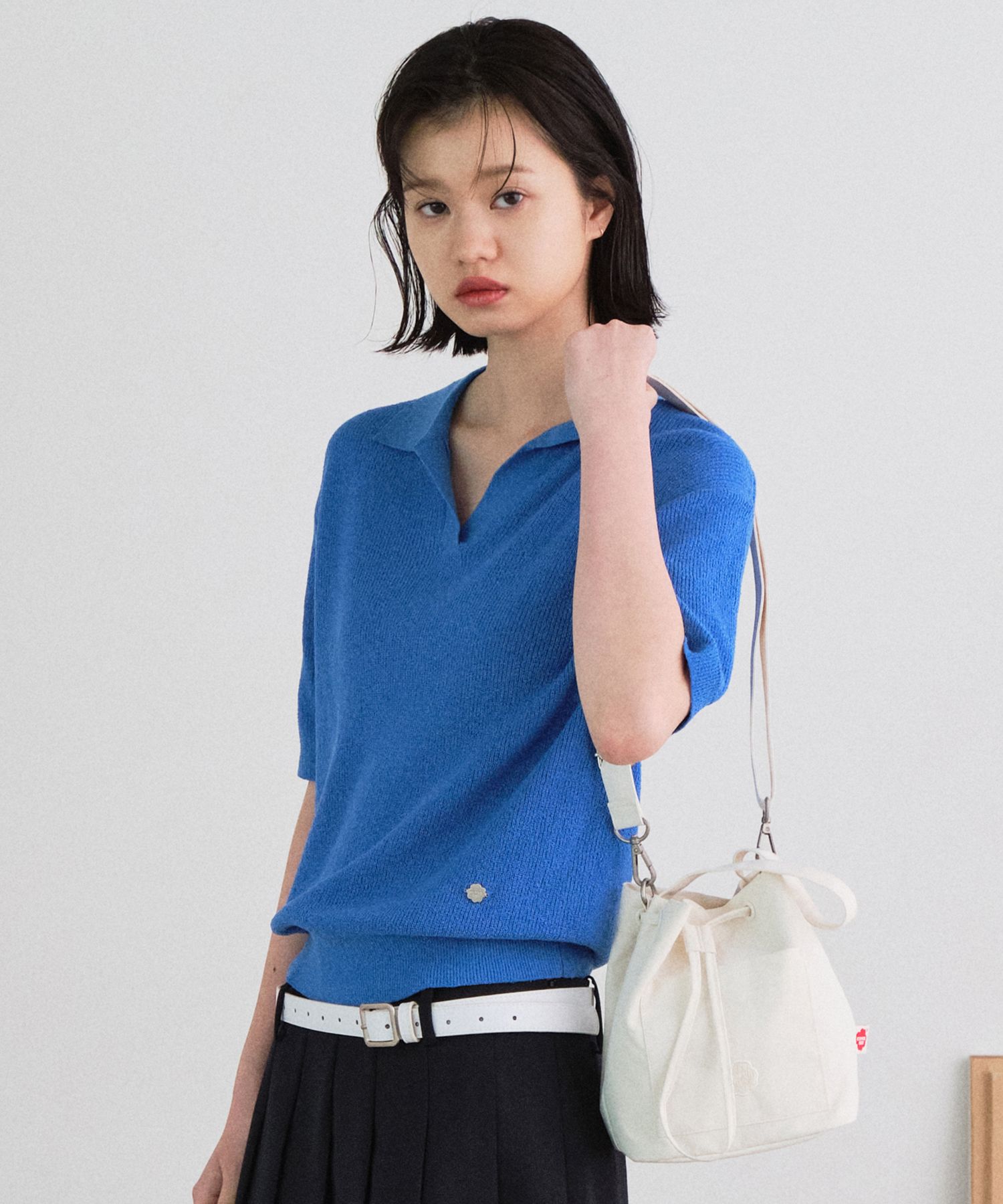 MUSINSA | COVERNAT WOMAN Clover Heart Nylon Bucket Bag Ivory